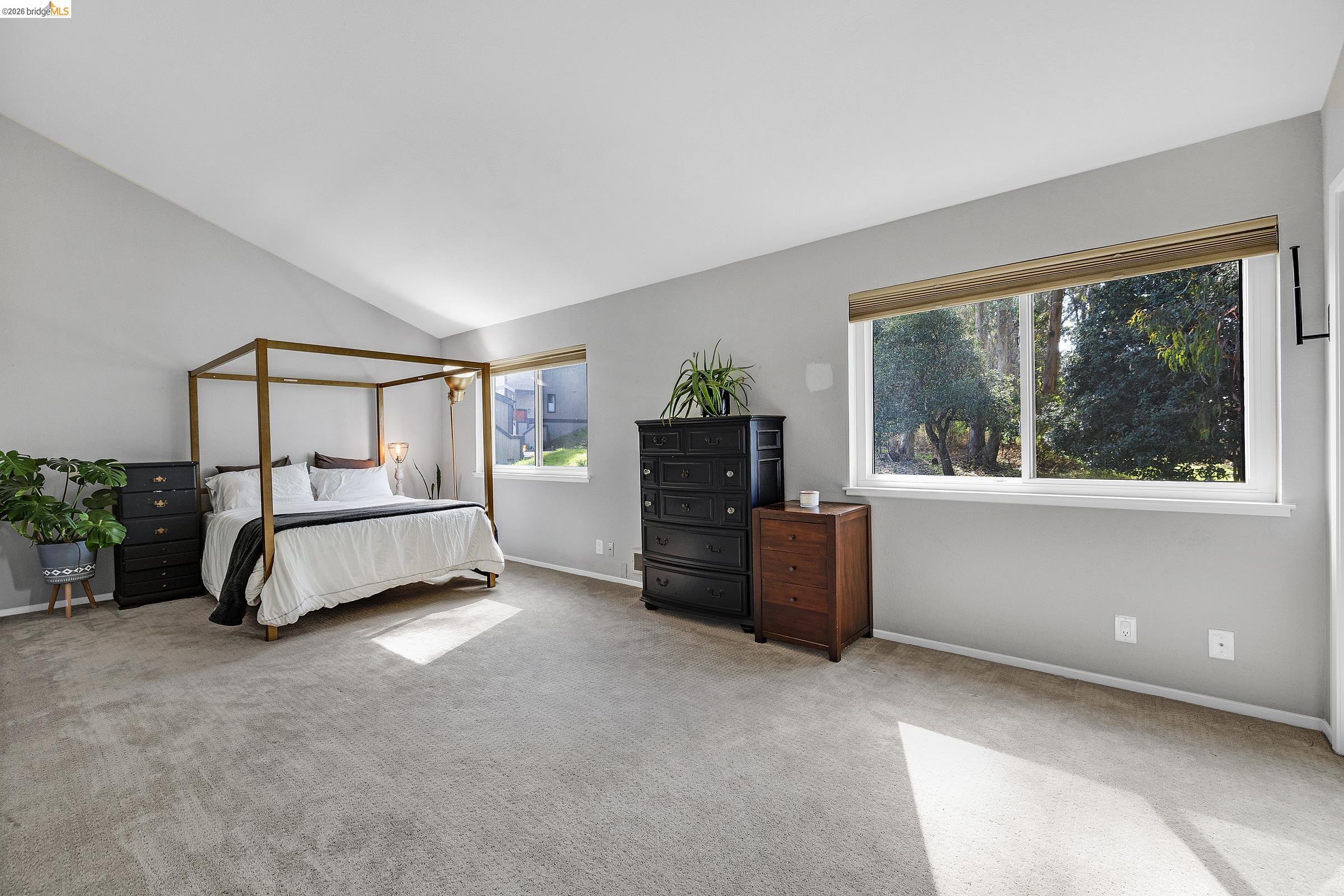 407 Vista Heights Rd
