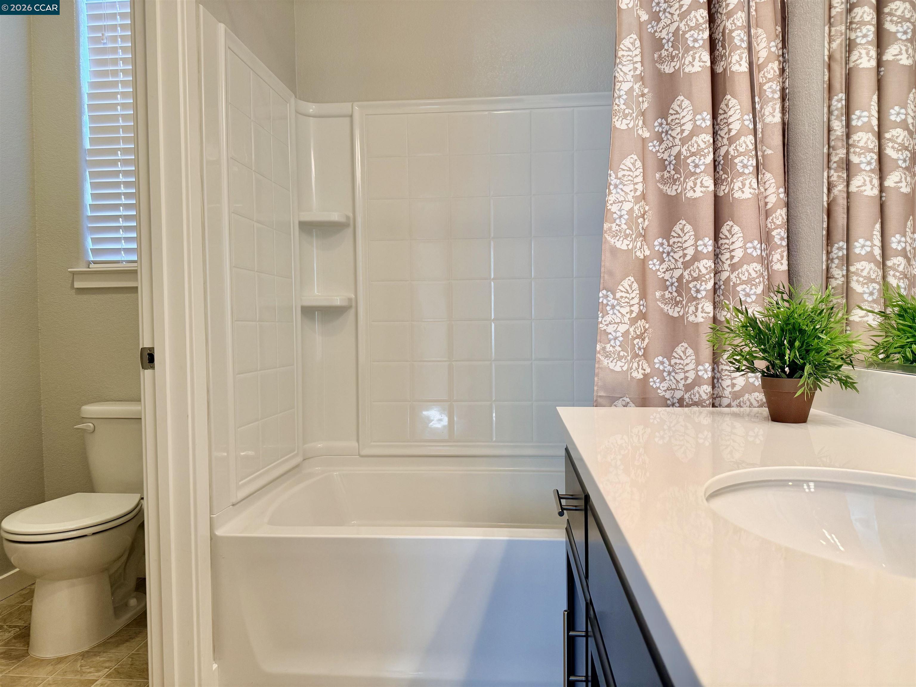 307 Birmingham Ct, Fairfield CA 94534 — photo 20