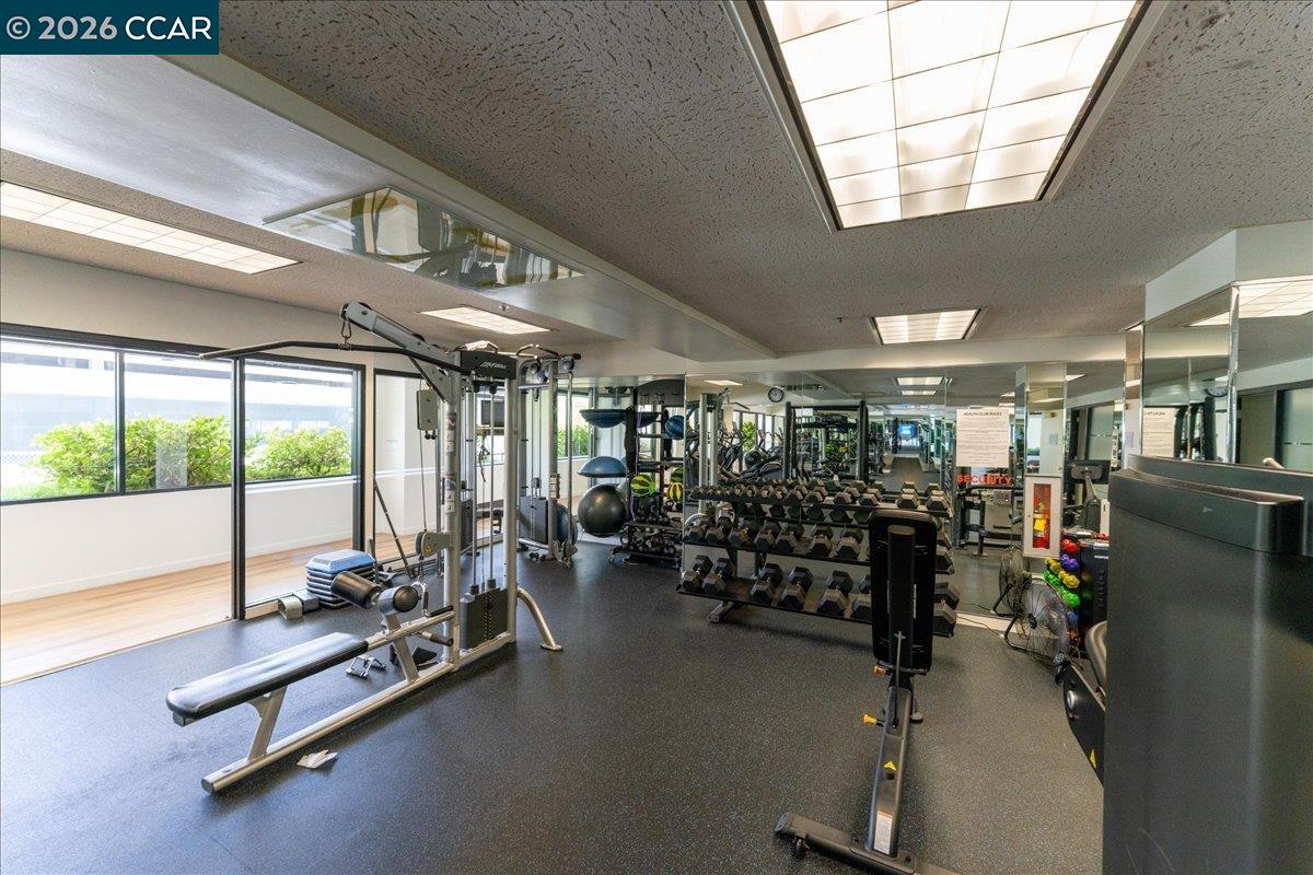 6363 Christie Ave # 406, Emeryville CA 94608 — photo 27