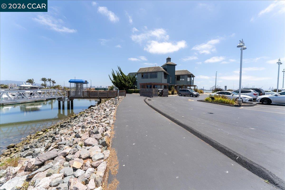 6363 Christie Ave # 406, Emeryville CA 94608 — photo 34