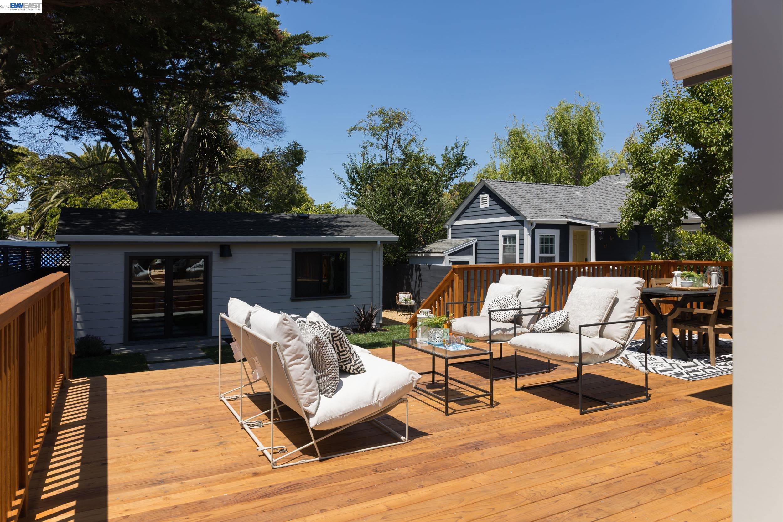 1646 10Th St, Berkeley CA 94710 — photo 14