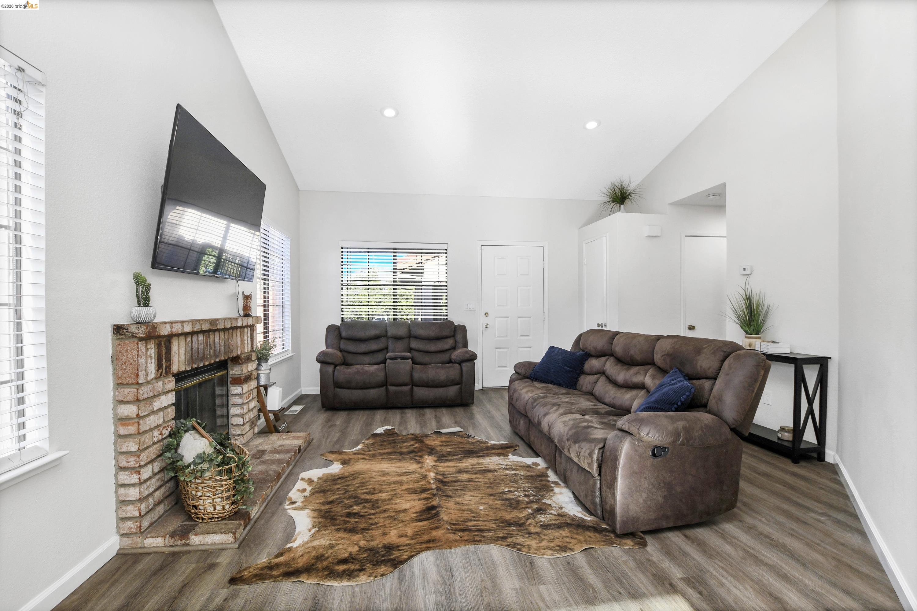 2312 Willow Ave, Antioch CA 94509 — photo 6