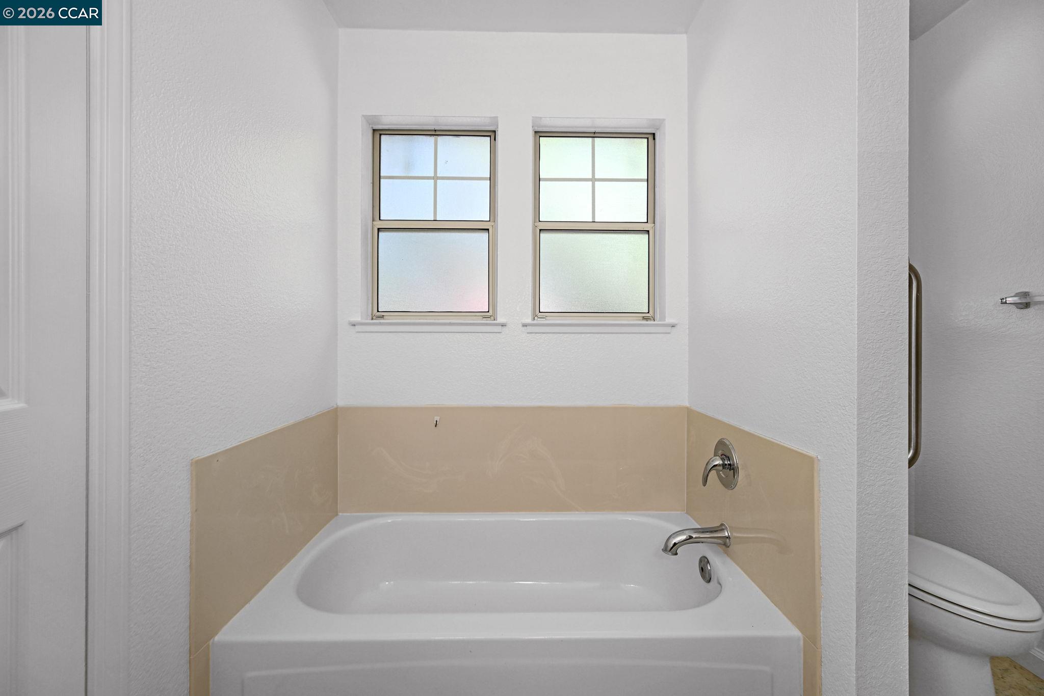 320 Warmcastle Court, Martinez CA 94553 — photo 19