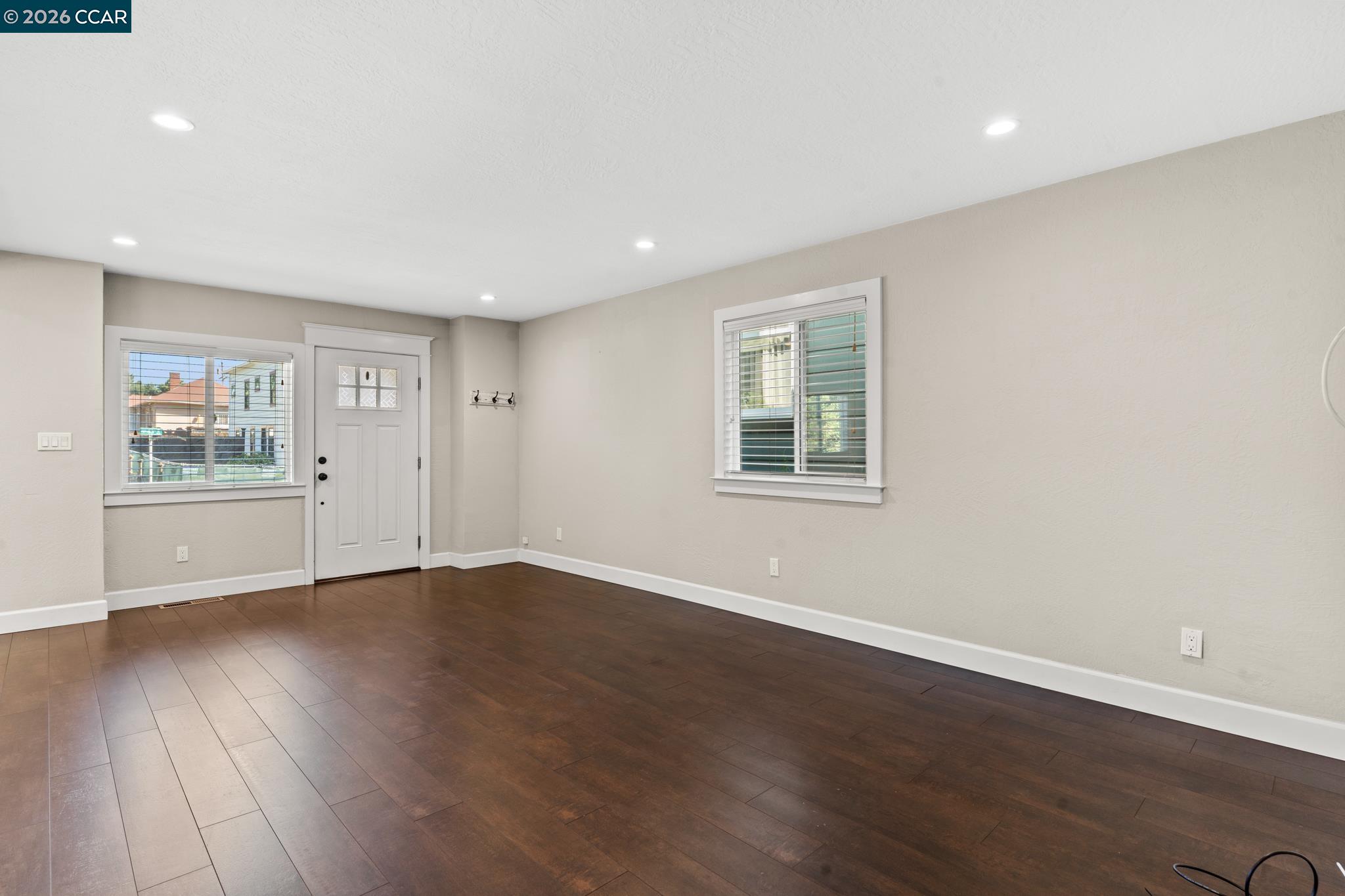 557 43Rd St, Oakland CA 94609 — photo 12