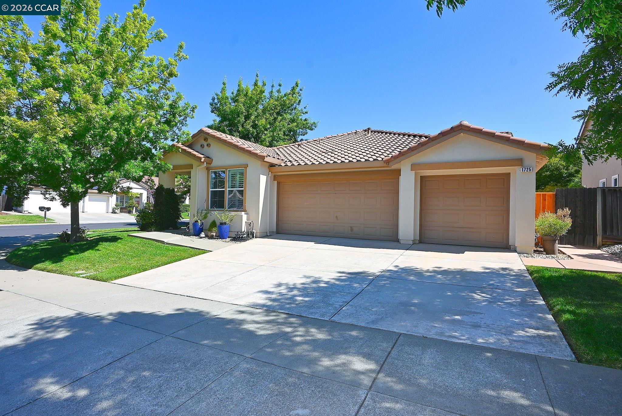 1725 Hazeltine Way, Fairfield CA 94533 — photo 5