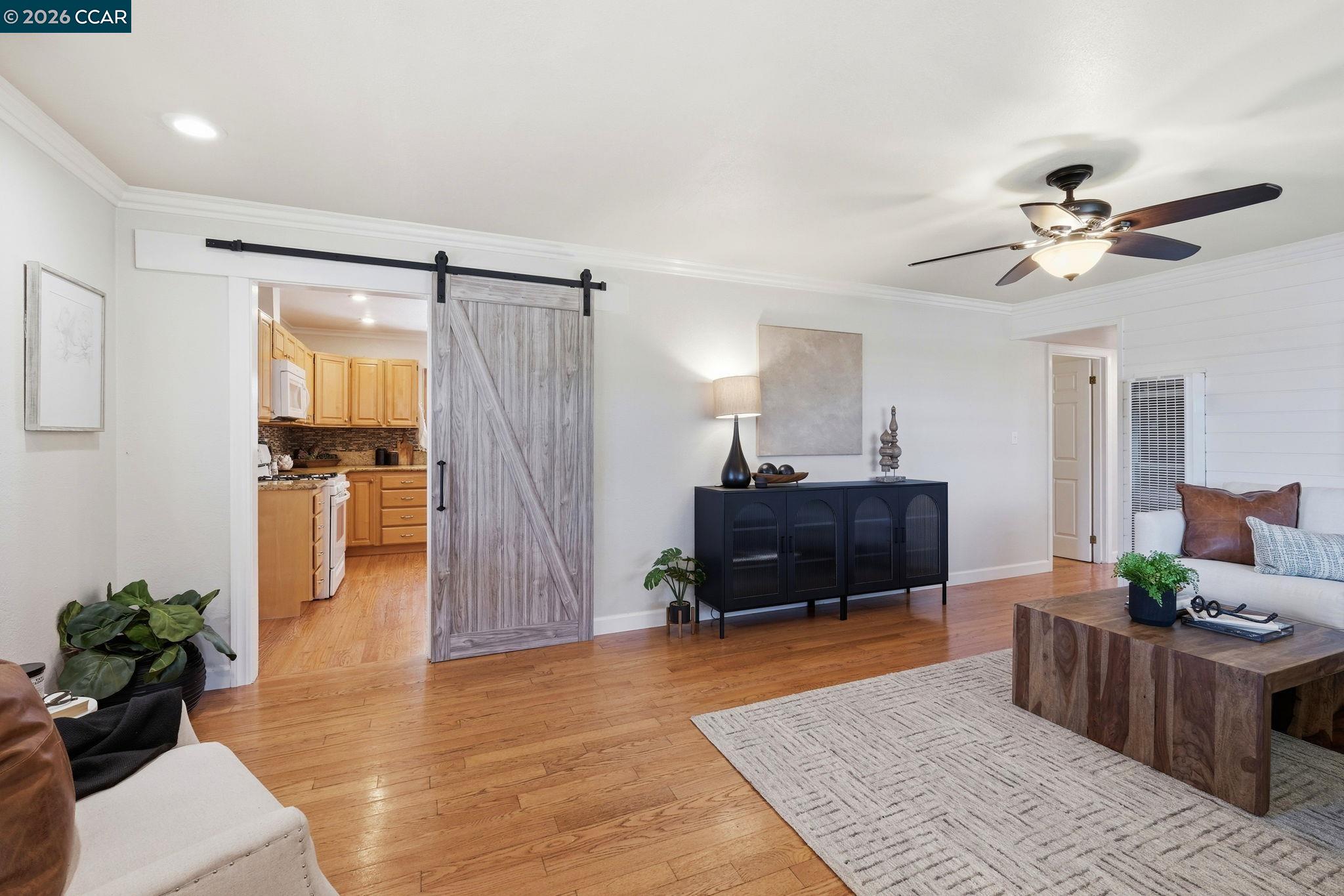 210 Vista Way, Martinez CA 94553 — photo 6
