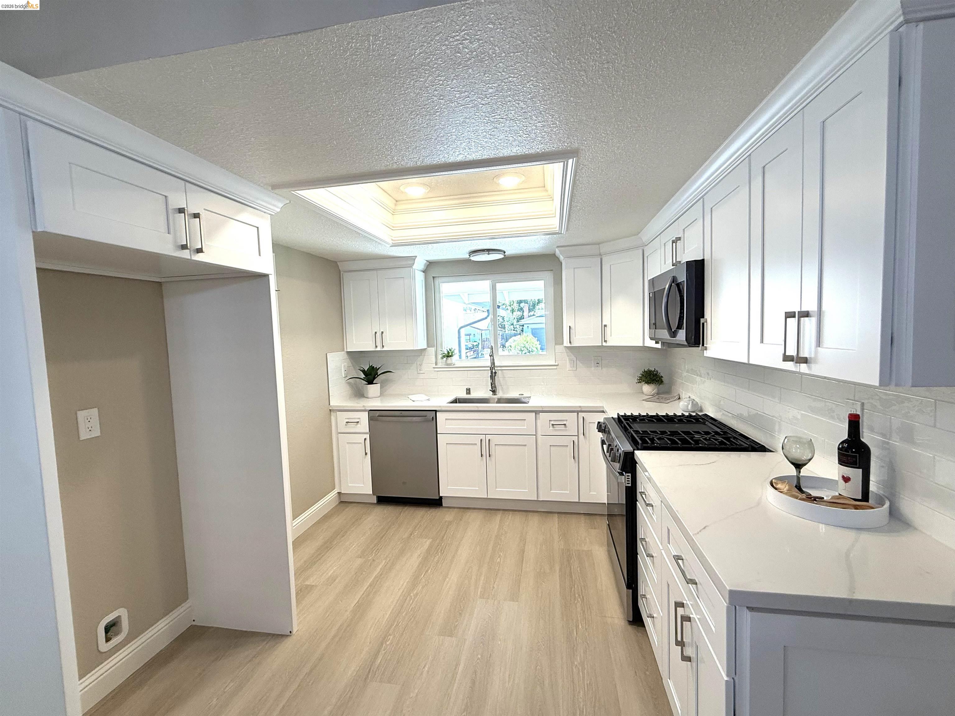 1124 Monterey Dr, Antioch CA 94509 — photo 7