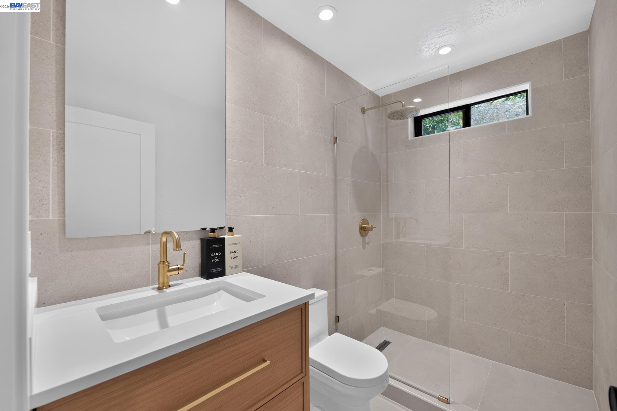 23884 Madeiros Ave, Fairview CA 94541 — photo 34