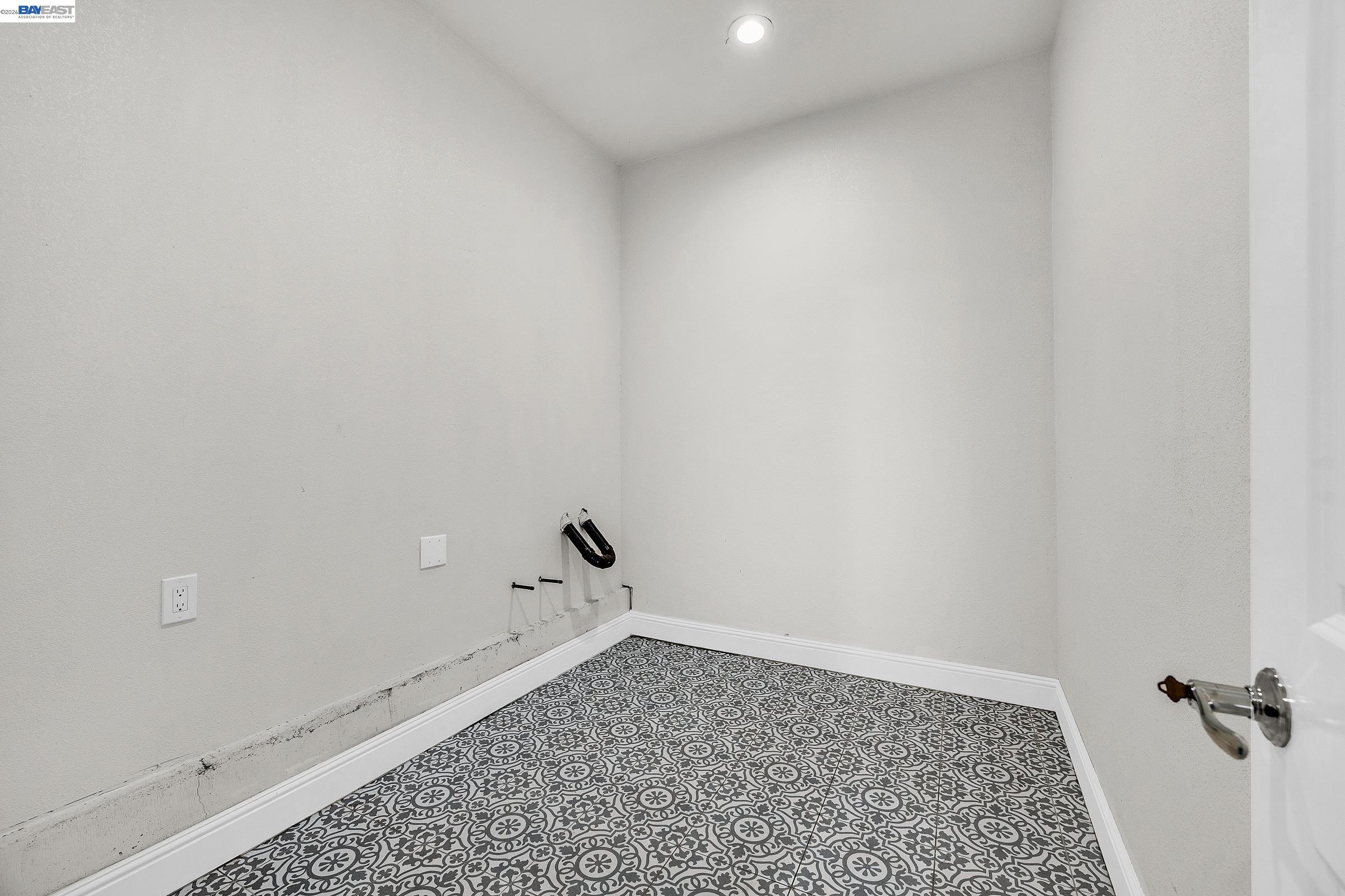 6344 Paloverde Rd, Castro Valley CA 94552 — photo 36