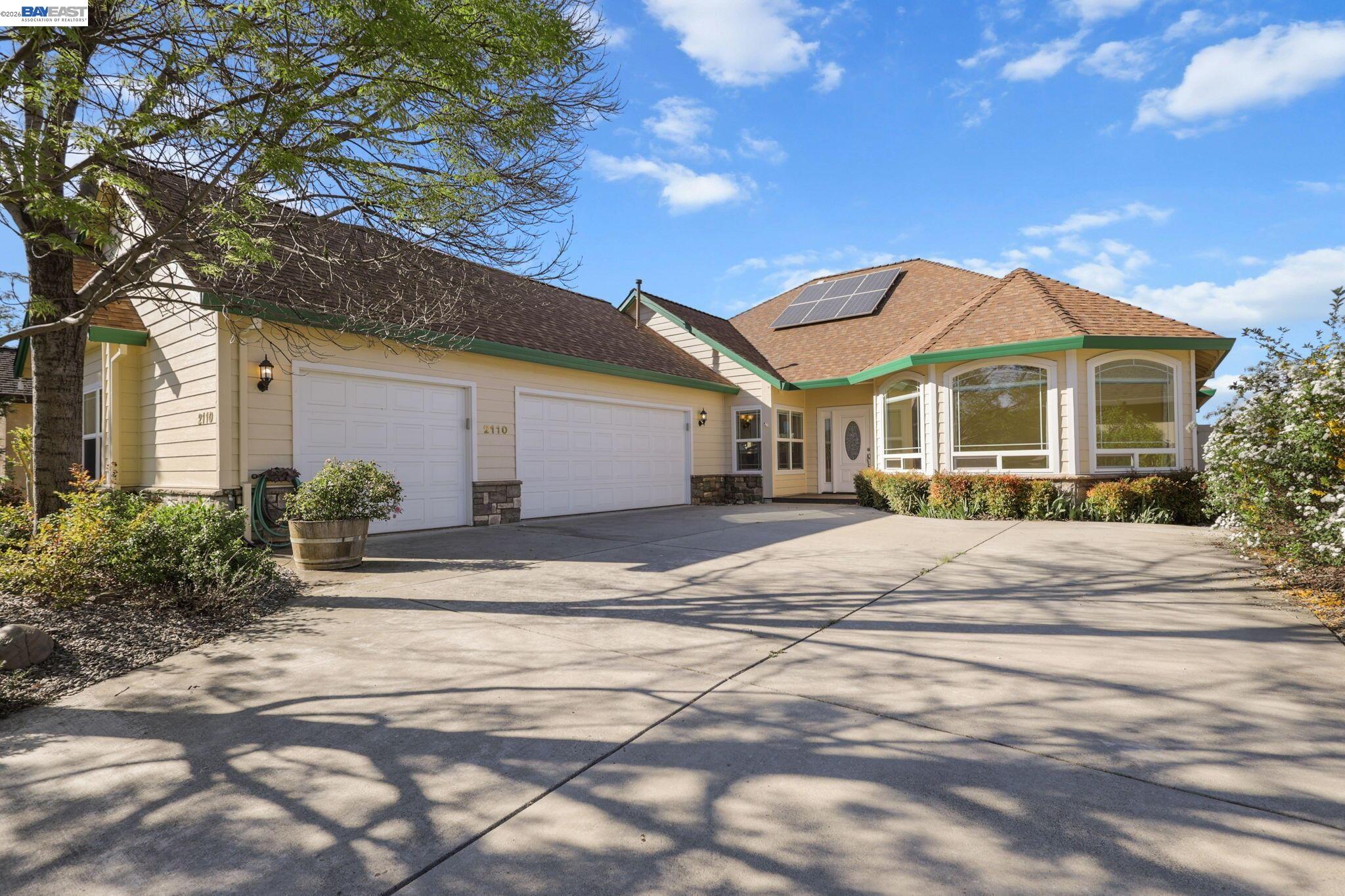 2110 Cadjew St, Redding CA 96003 — photo 34
