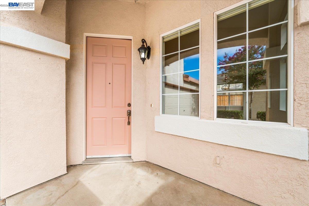 2042 Dahlia Cmn, Livermore CA 94551 — photo 2