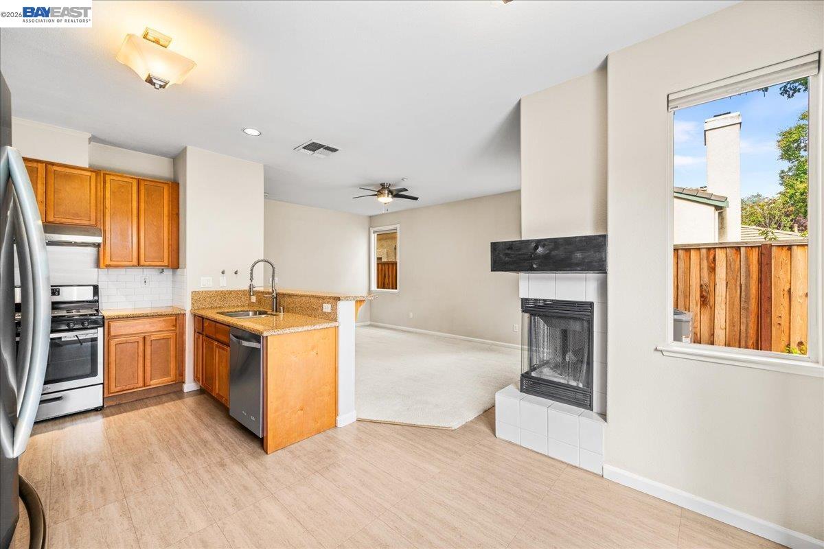 2042 Dahlia Cmn, Livermore CA 94551 — photo 19