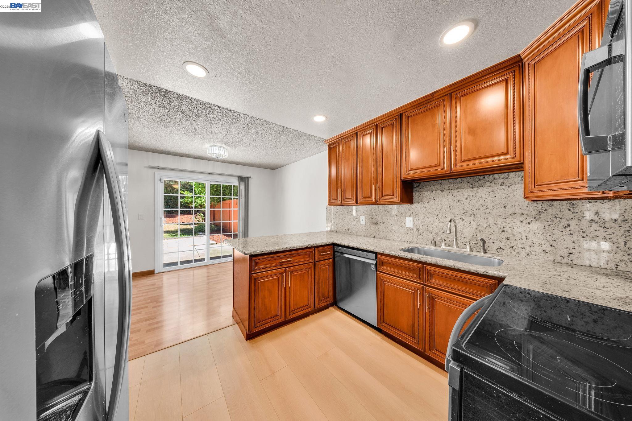 35918 Vivian Pl, Fremont CA 94536 — photo 11