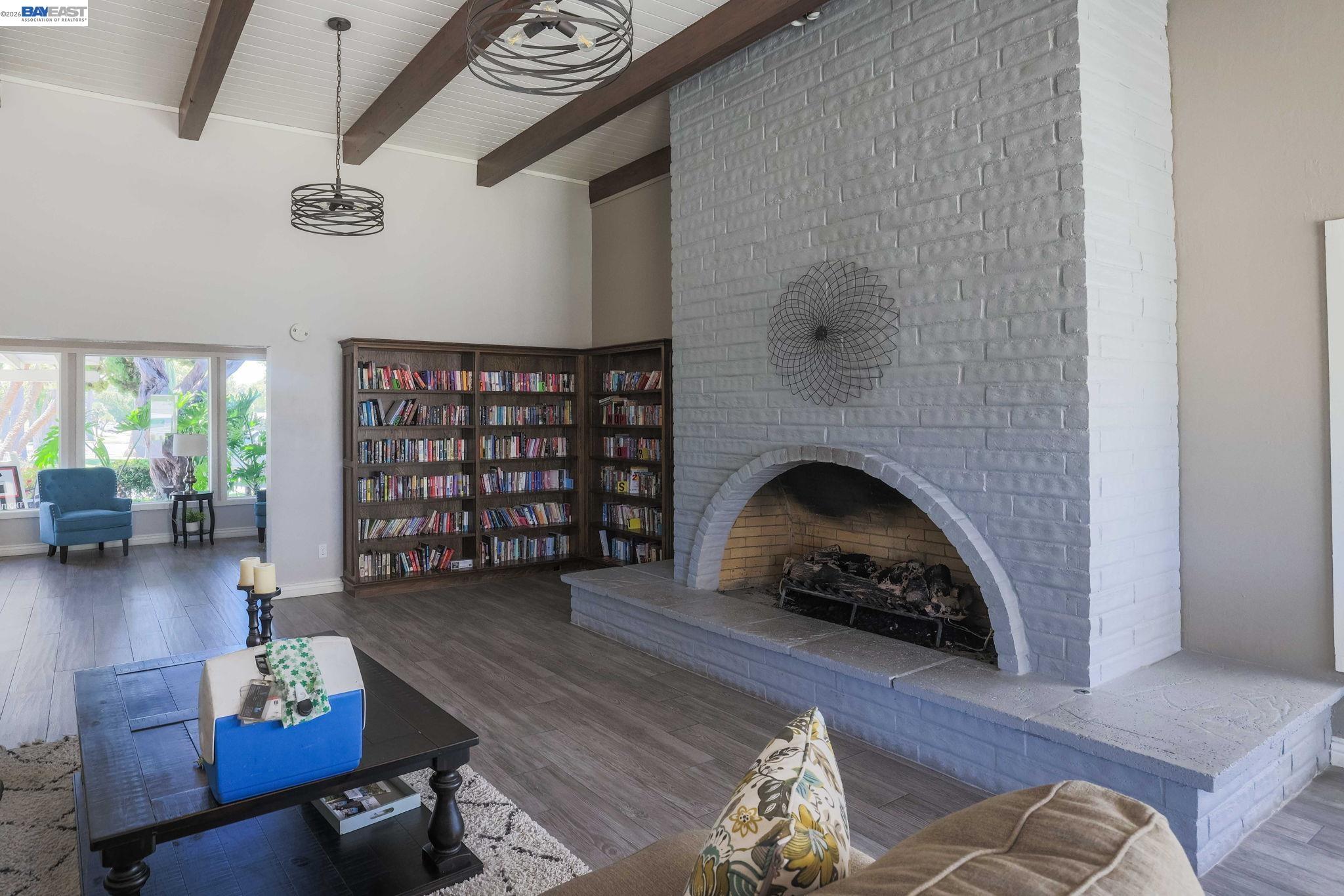 1029 Peralta