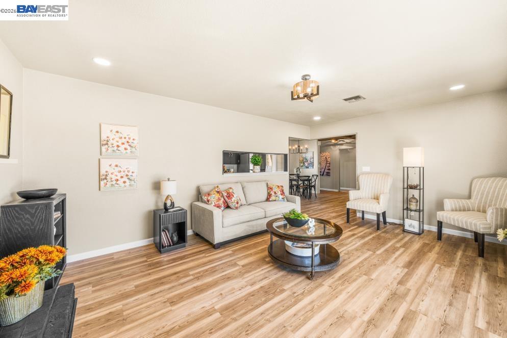10818 E Whitmore Avenue, Hughson CA 95326 — photo 8