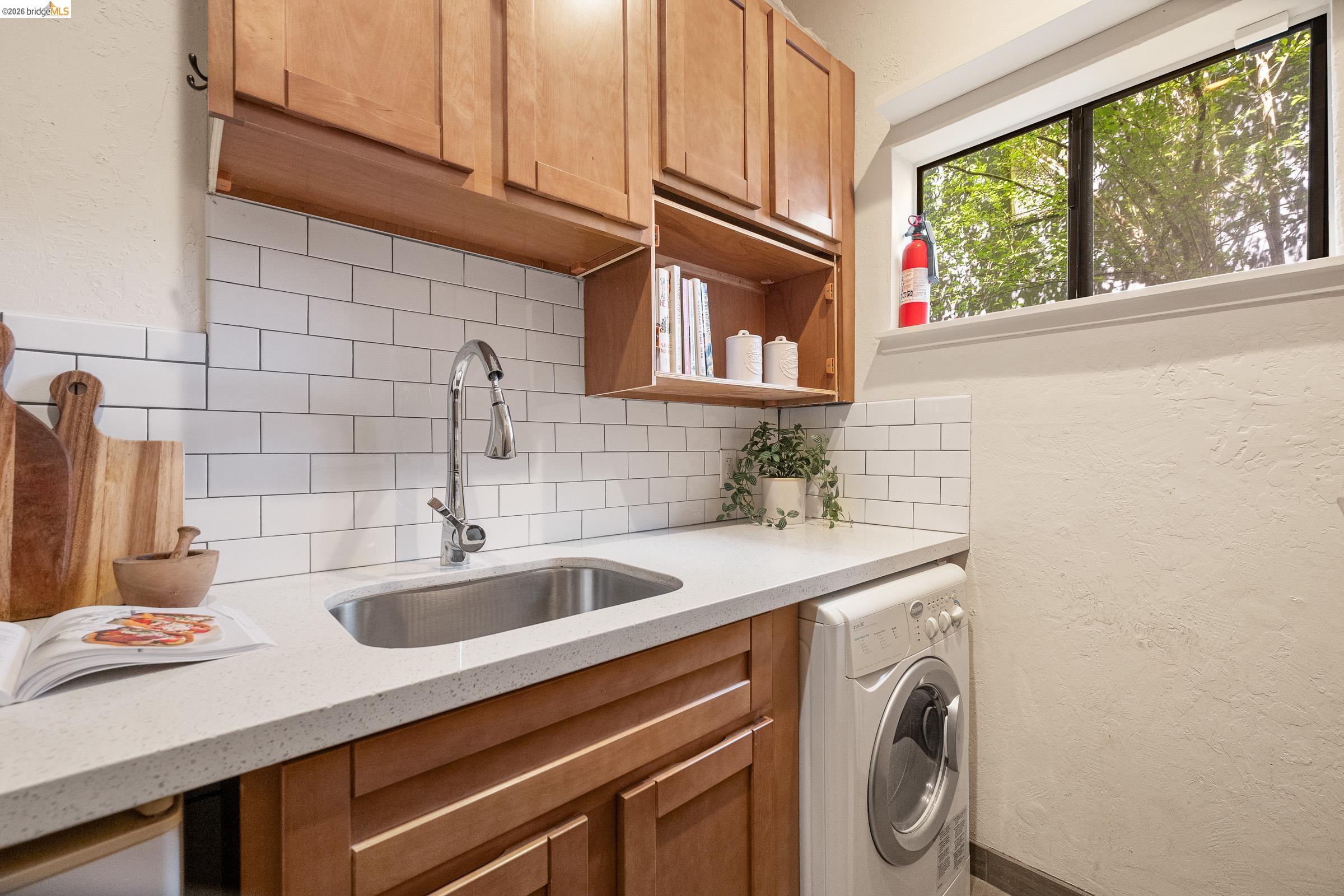 6600 Heather Ridge Way, Oakland CA 94611 — photo 55