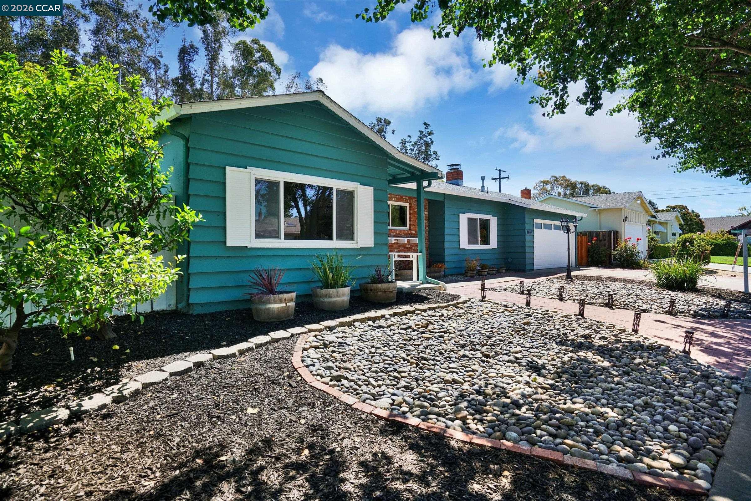 1607 Lynwood Dr, Concord CA 94521 — photo 9