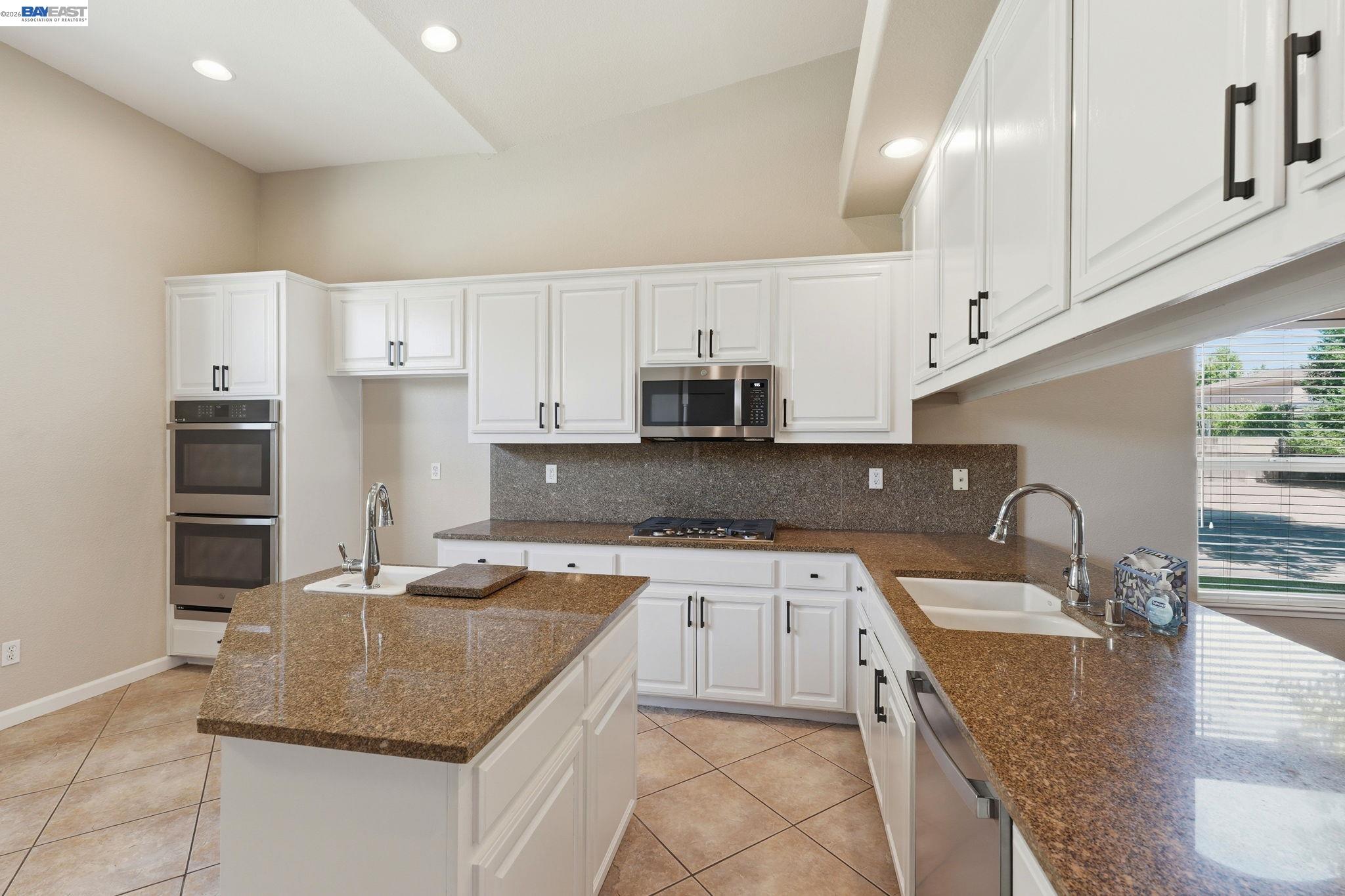 1532 Sophie Ln, Escalon CA 95320 — photo 15