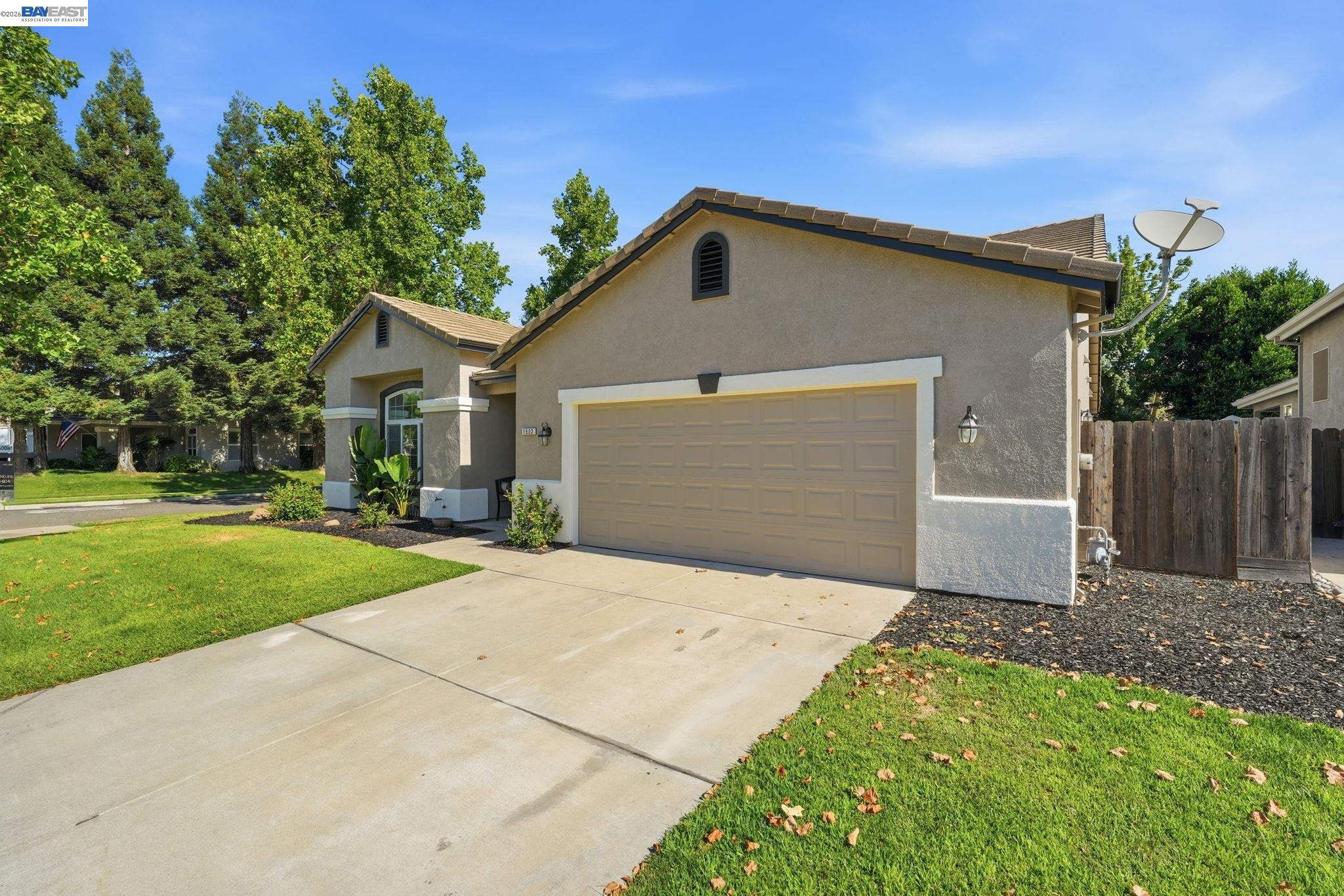 1532 Sophie Ln, Escalon CA 95320 — photo 4