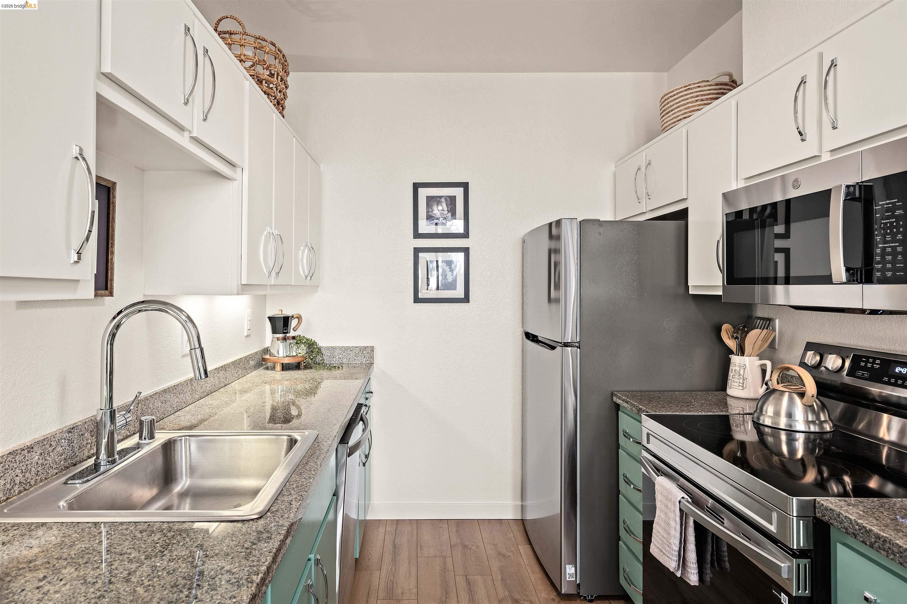 191 Schooner Ct, Richmond CA 94804 — photo 11