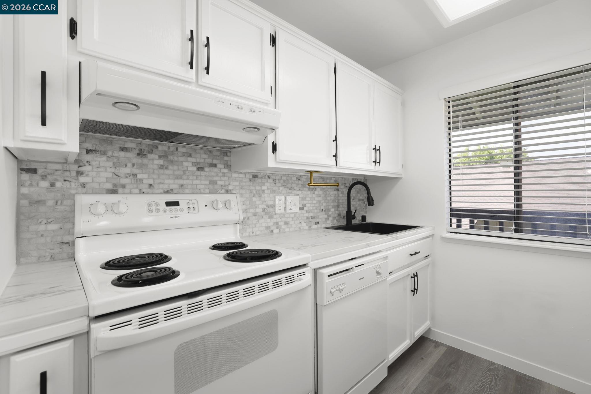 1437 Marchbanks Dr # 3, Walnut Creek CA 94598 — photo 12
