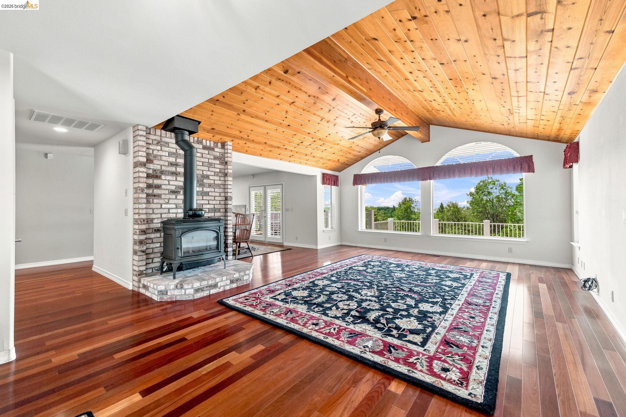 23361 Pinewood Ln, Twain Harte CA 95383 — photo 5