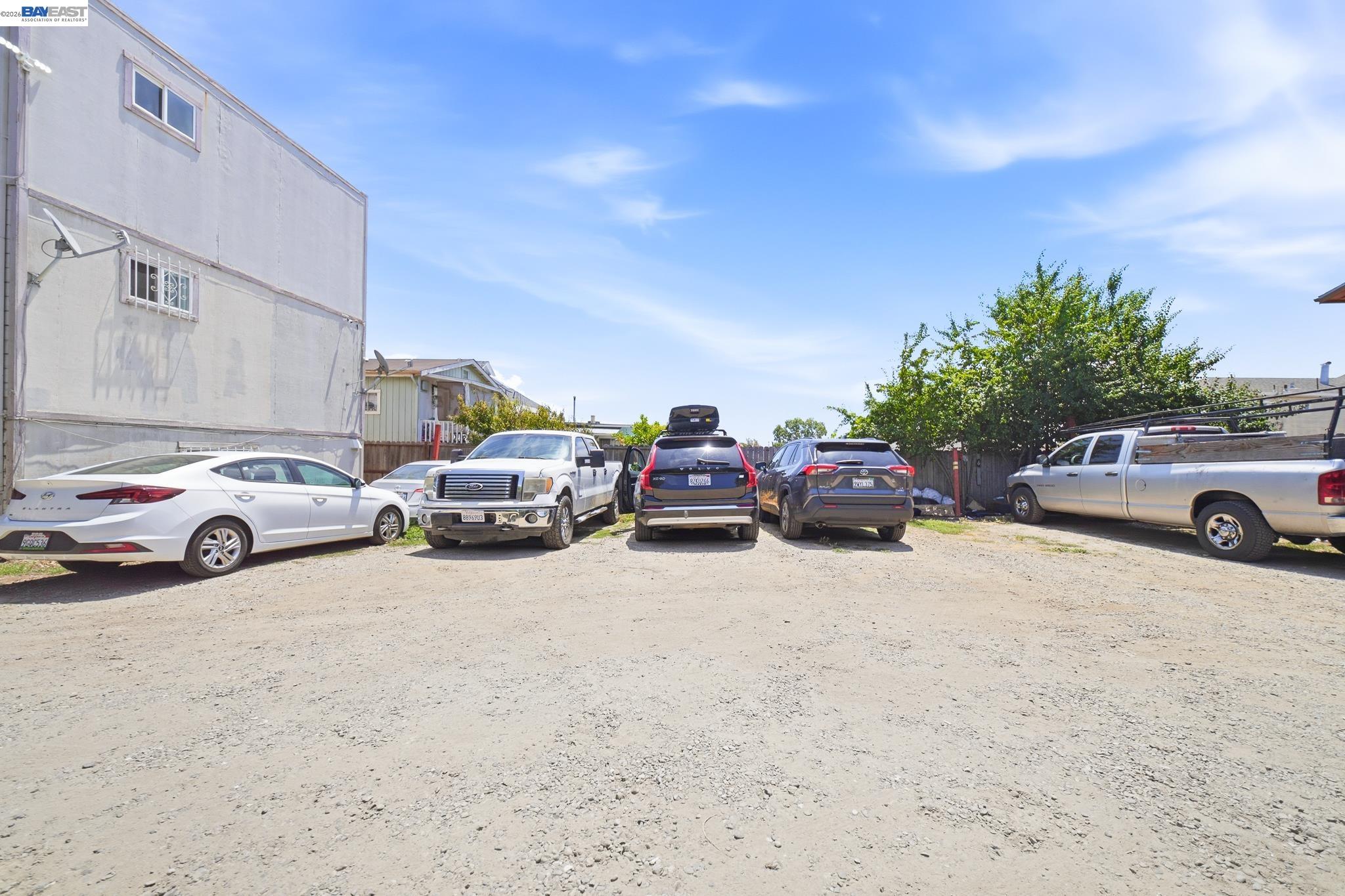 2223 E 23Rd St, Oakland CA 94606 — photo 8