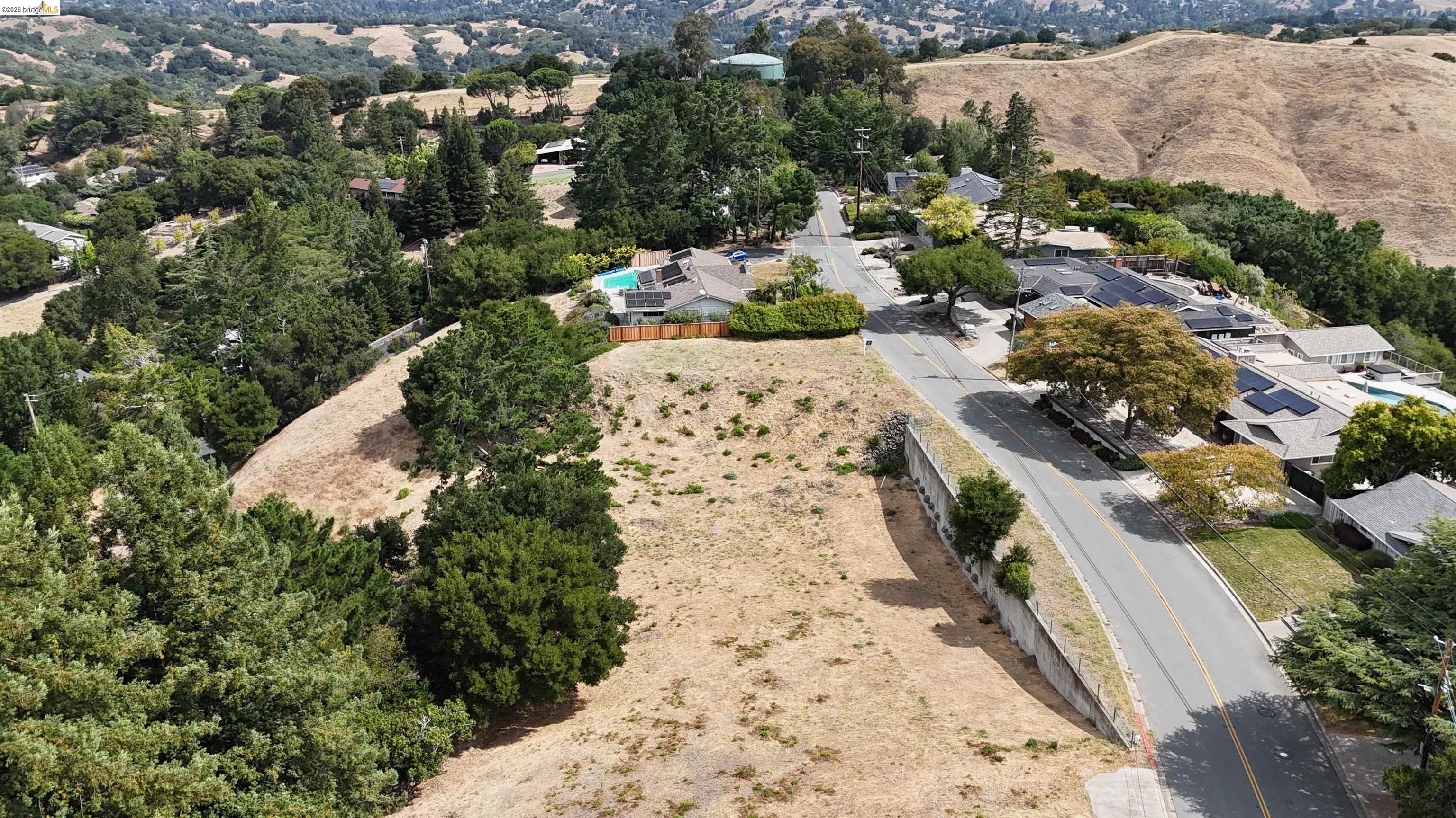 82 Zander Dr, Orinda CA 94563 — photo 10