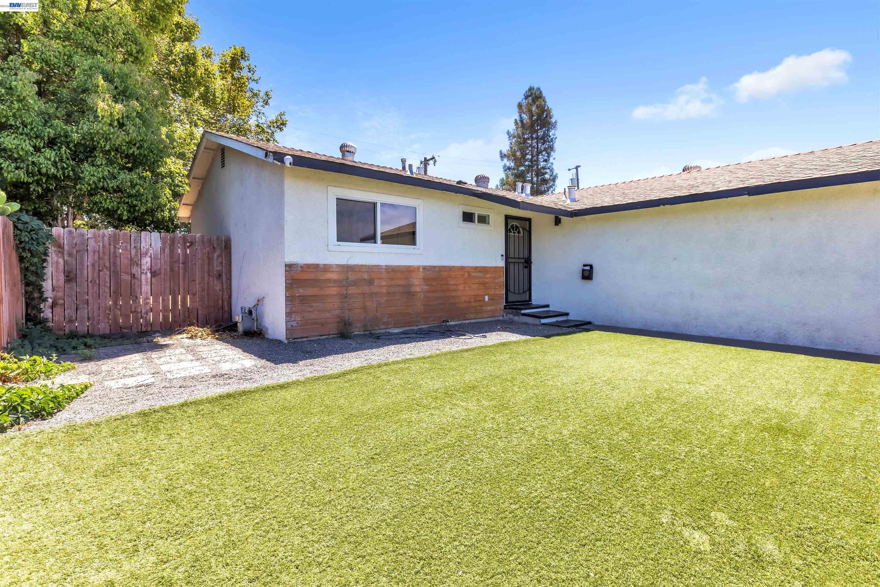 425 E Tabor Ave, Fairfield CA 94533 — photo 11