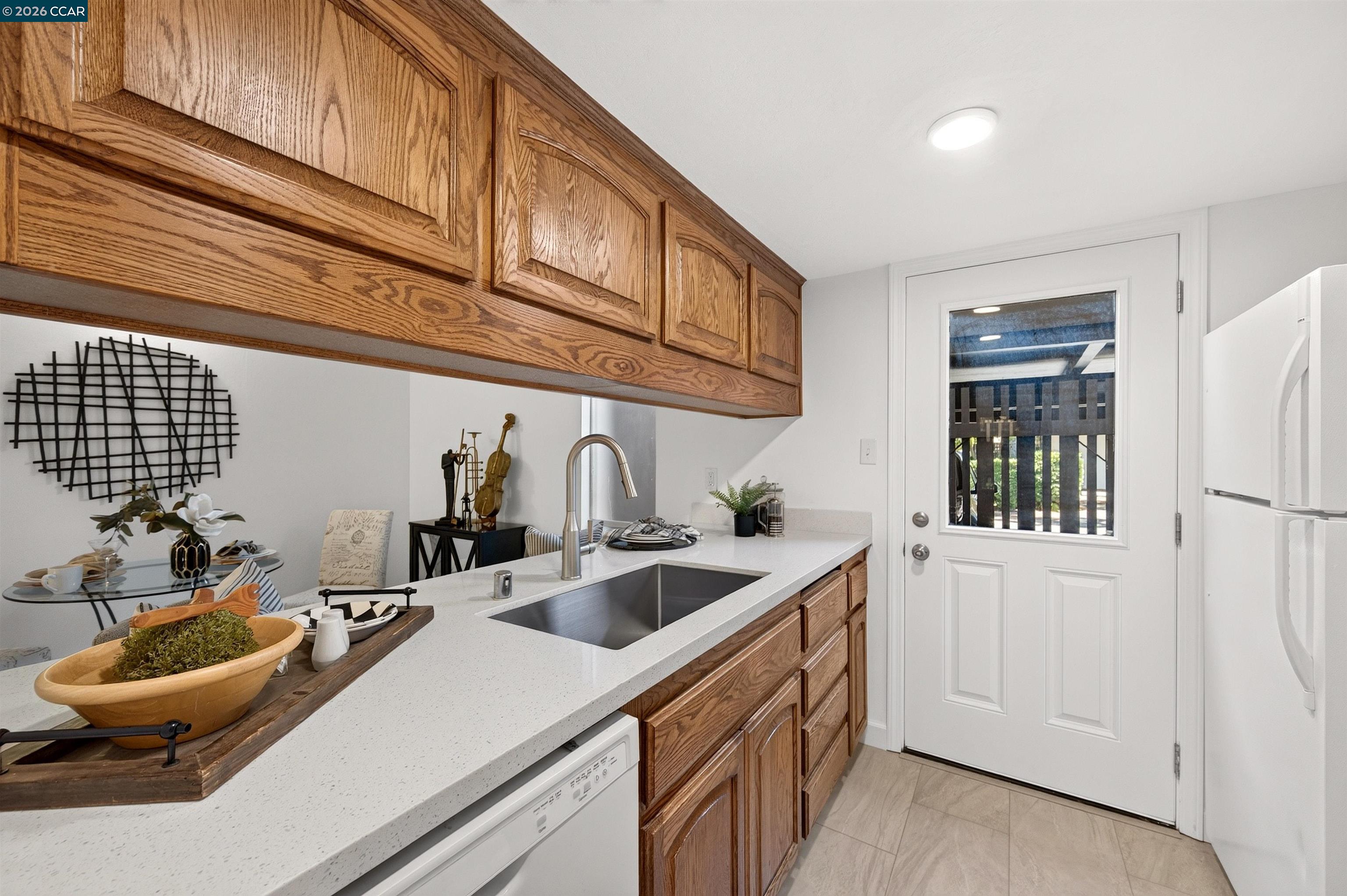 5491 Roundtree Dr # C, Concord CA 94521 — photo 11