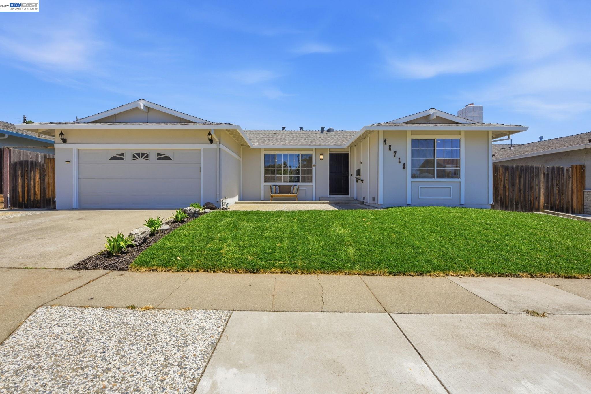 Front Image Thumbnail for BE41141401