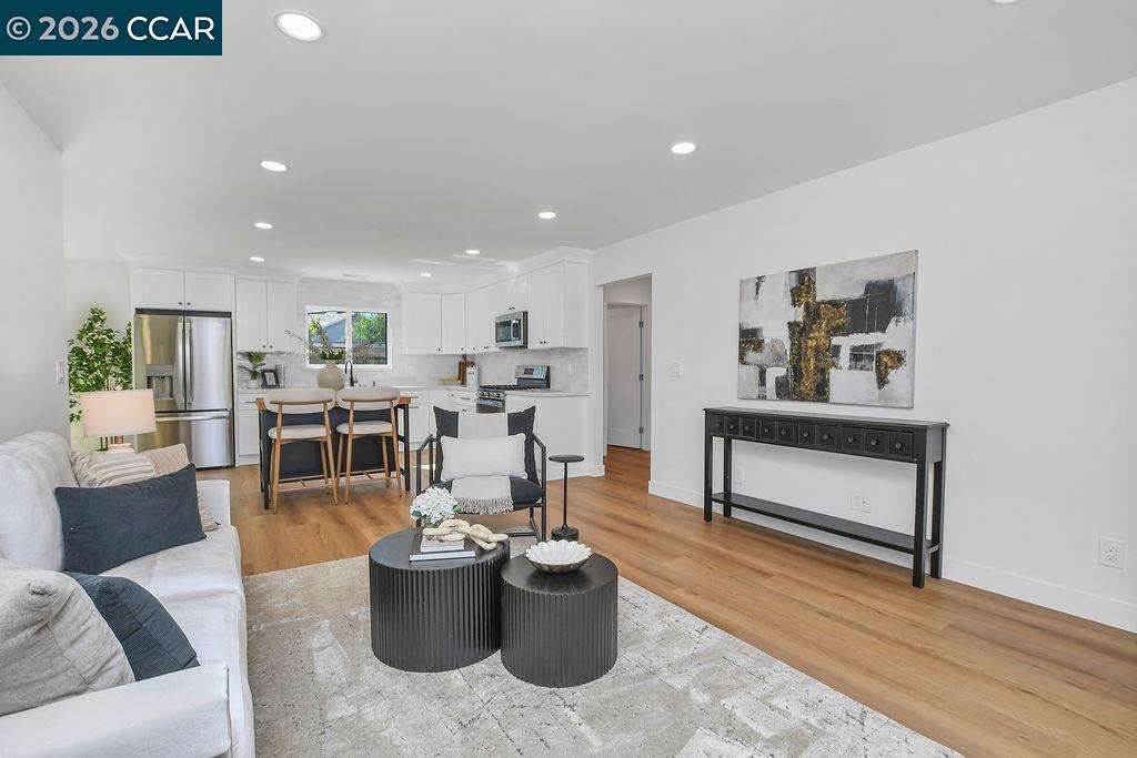 4395 Cabrilho Dr, Martinez CA 94553 — photo 5
