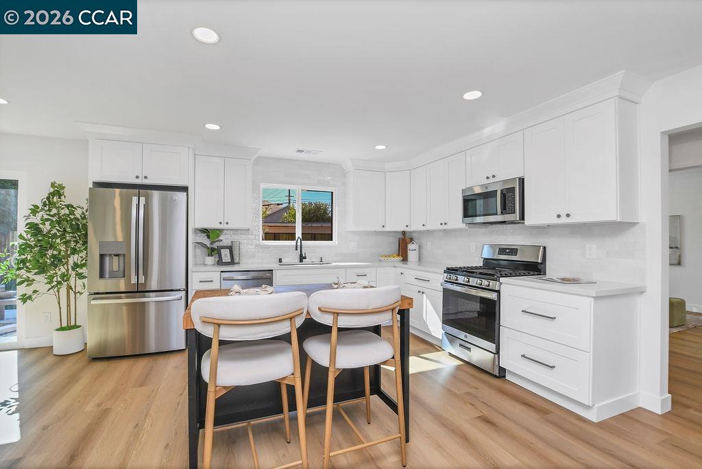 4395 Cabrilho Dr, Martinez CA 94553 — photo 7
