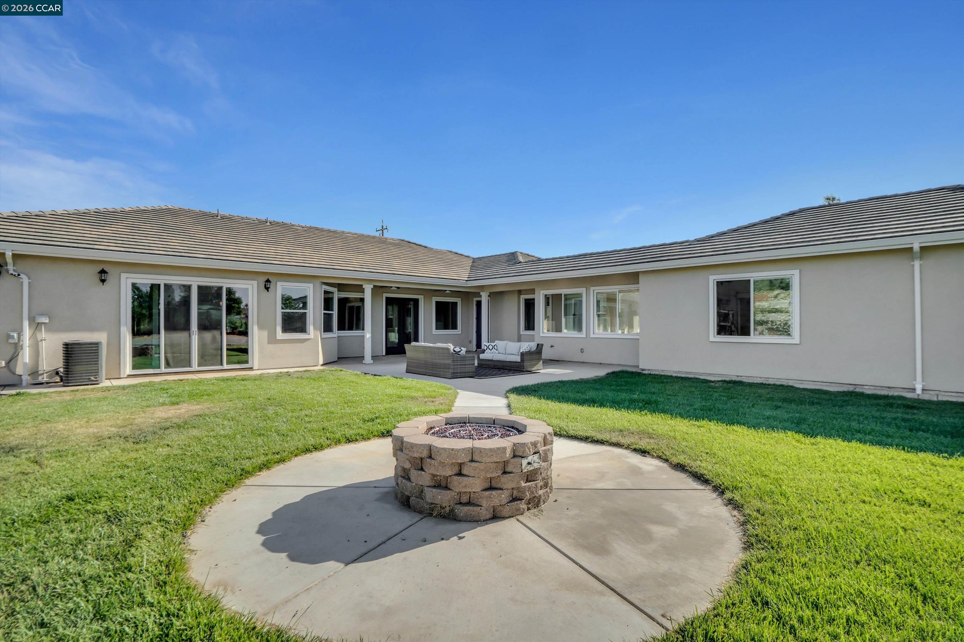 30 W Cypress Place, Oakley CA 94561 — photo 16