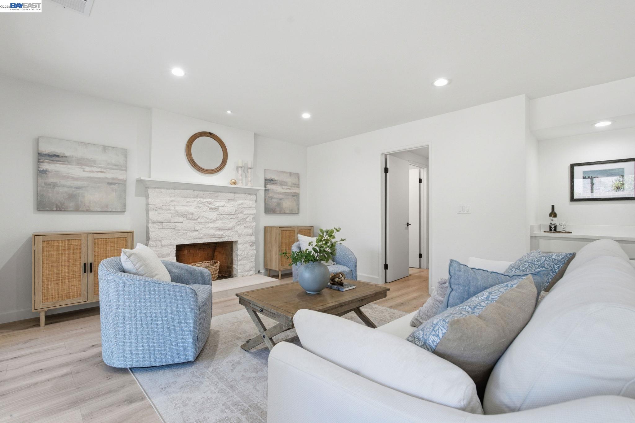 935 Granite Ct, Martinez CA 94553 — photo 14