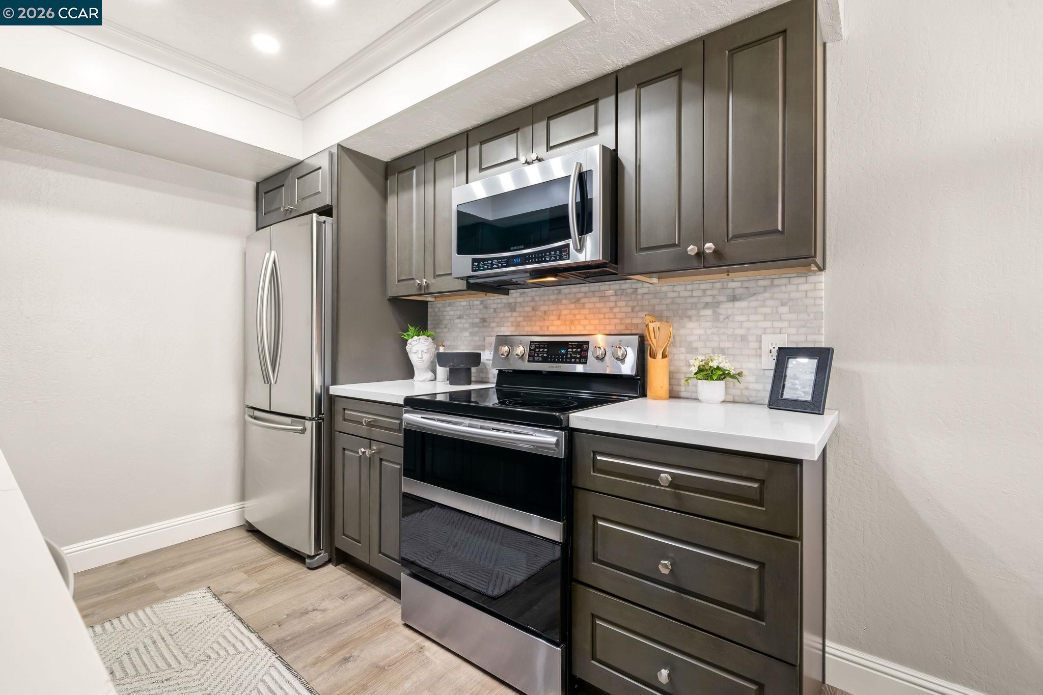 1355 Hull Ln, Martinez CA 94553 — photo 12