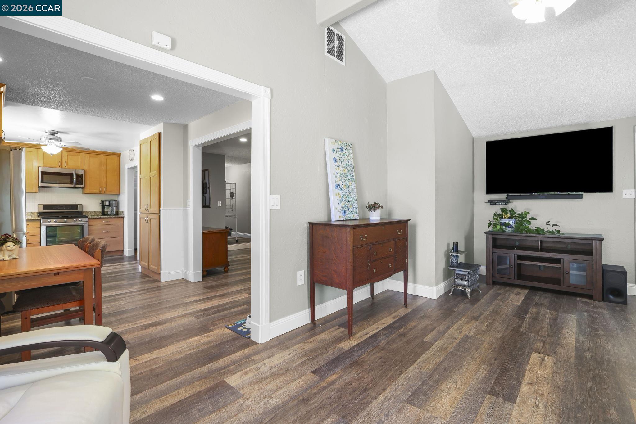 2124 Impala Ct, Pittsburg CA 94565 — photo 23