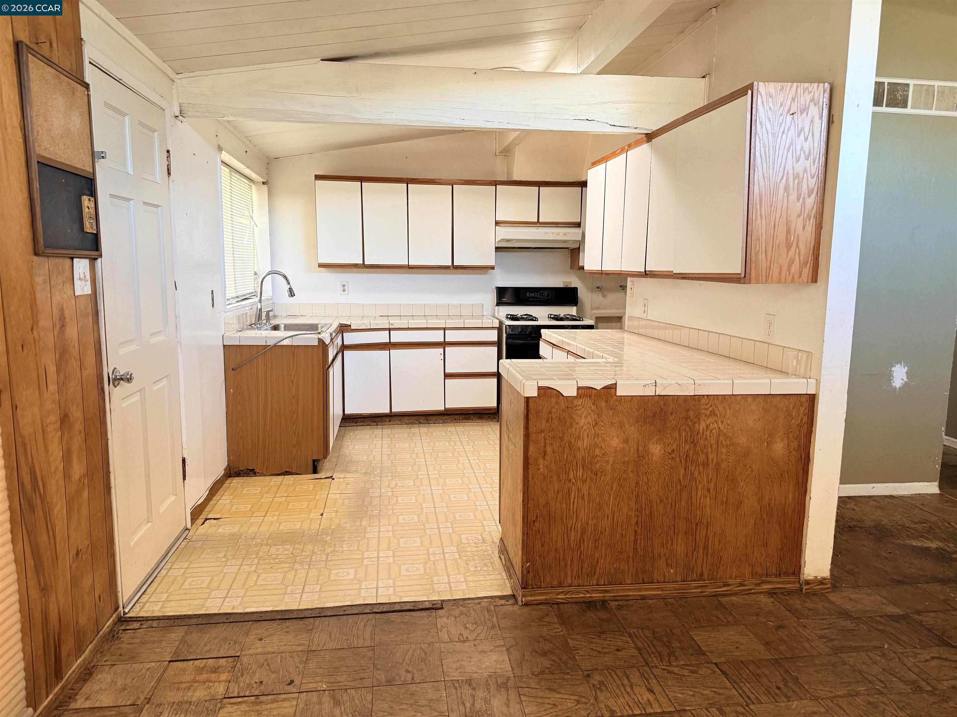1904 Solano Ct, Concord CA 94520 — photo 7