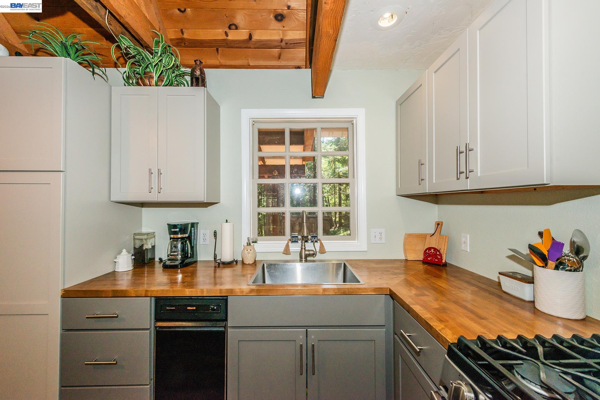 751 Mountain Aire, Ln, Trinity Center CA 96091 — photo 35
