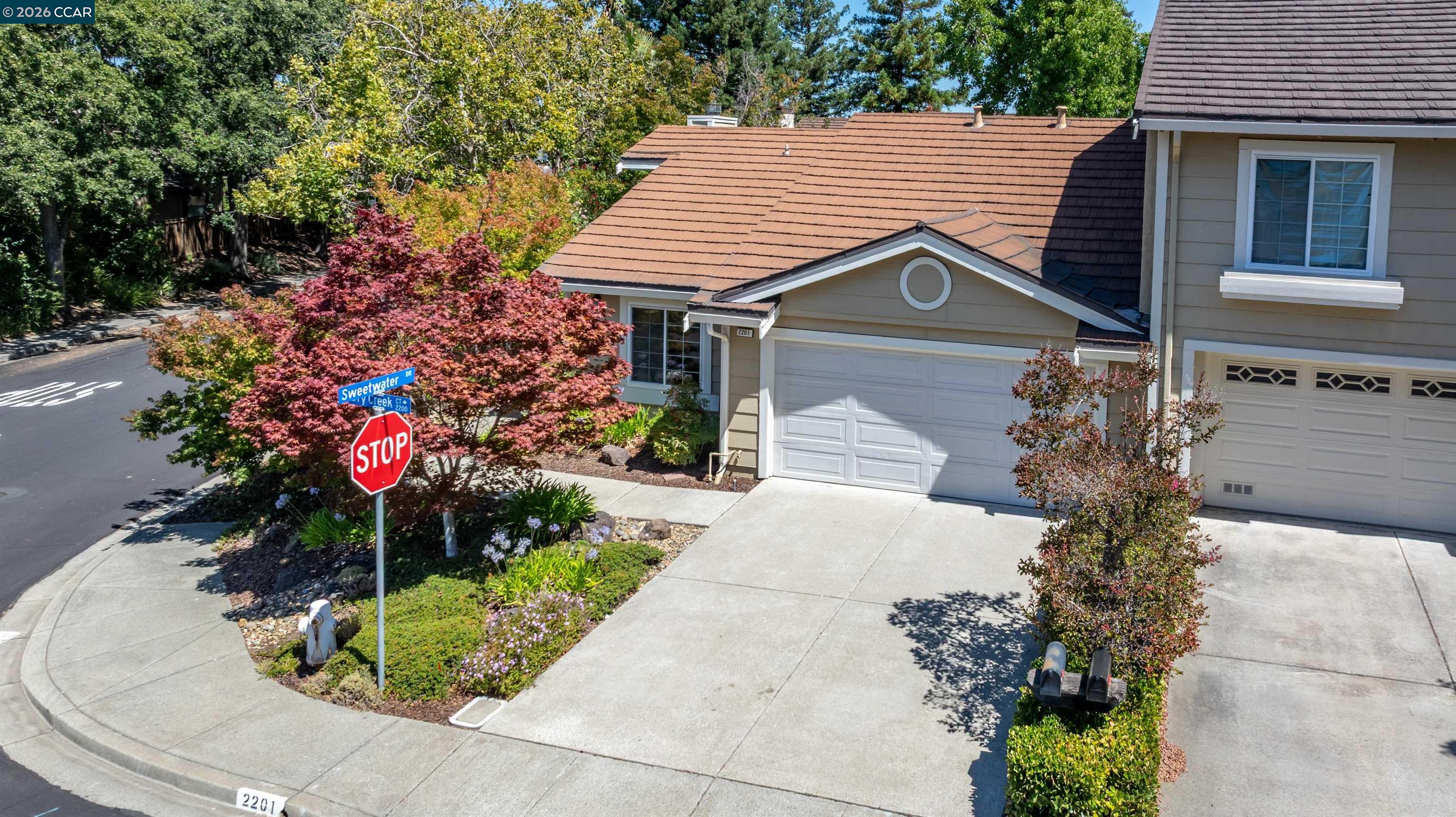 2201 Dry Creek Ct, Martinez CA 94553 — photo 32