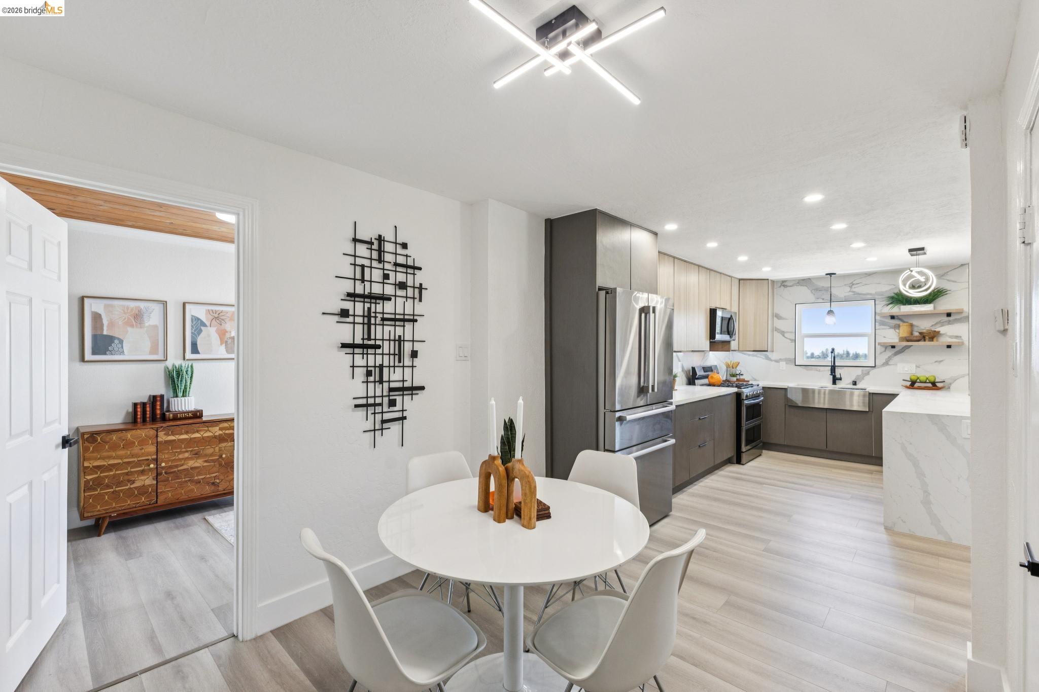 6756 Snake Road, Oakland CA 94611 — photo 11