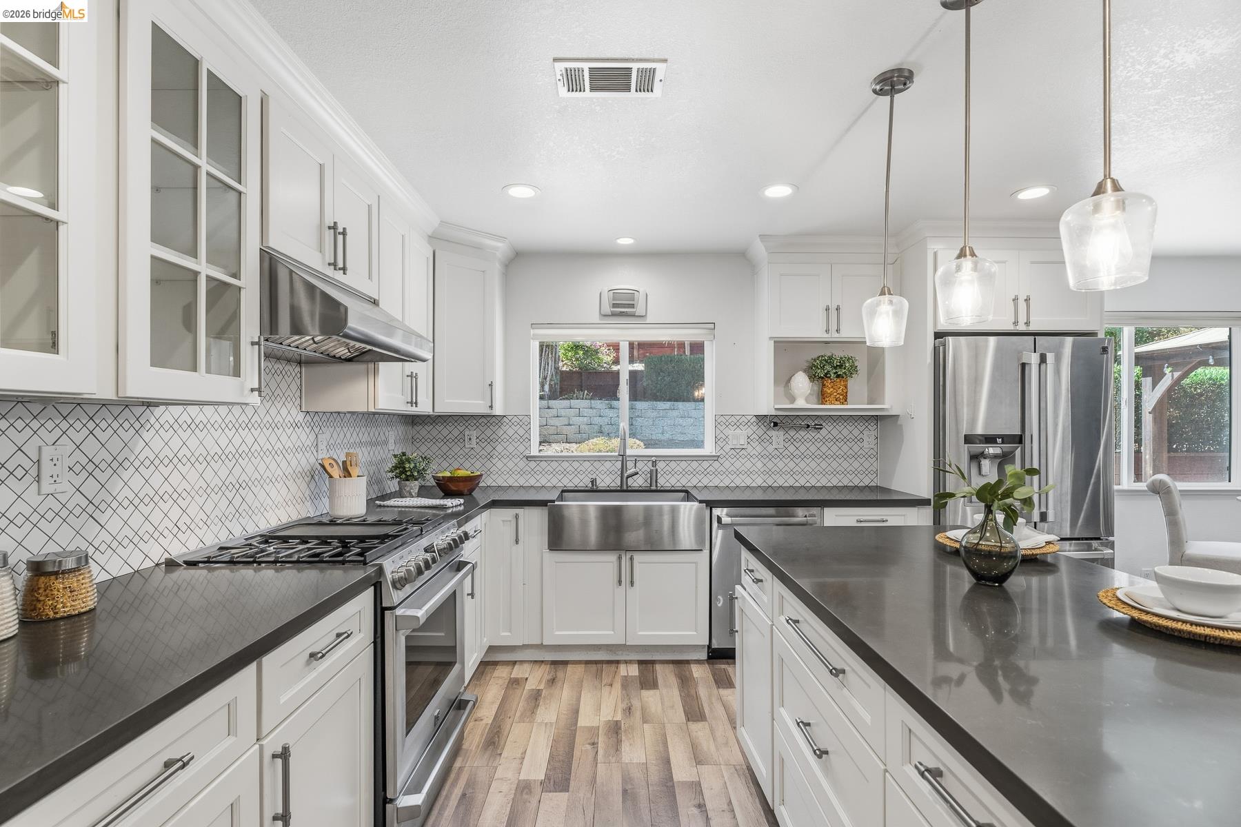 2239 Southwest Ct, Martinez CA 94553 — photo 18