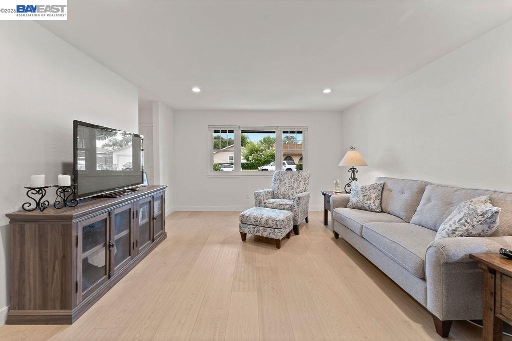 919 Oak St, Brentwood CA 94513 — photo 11