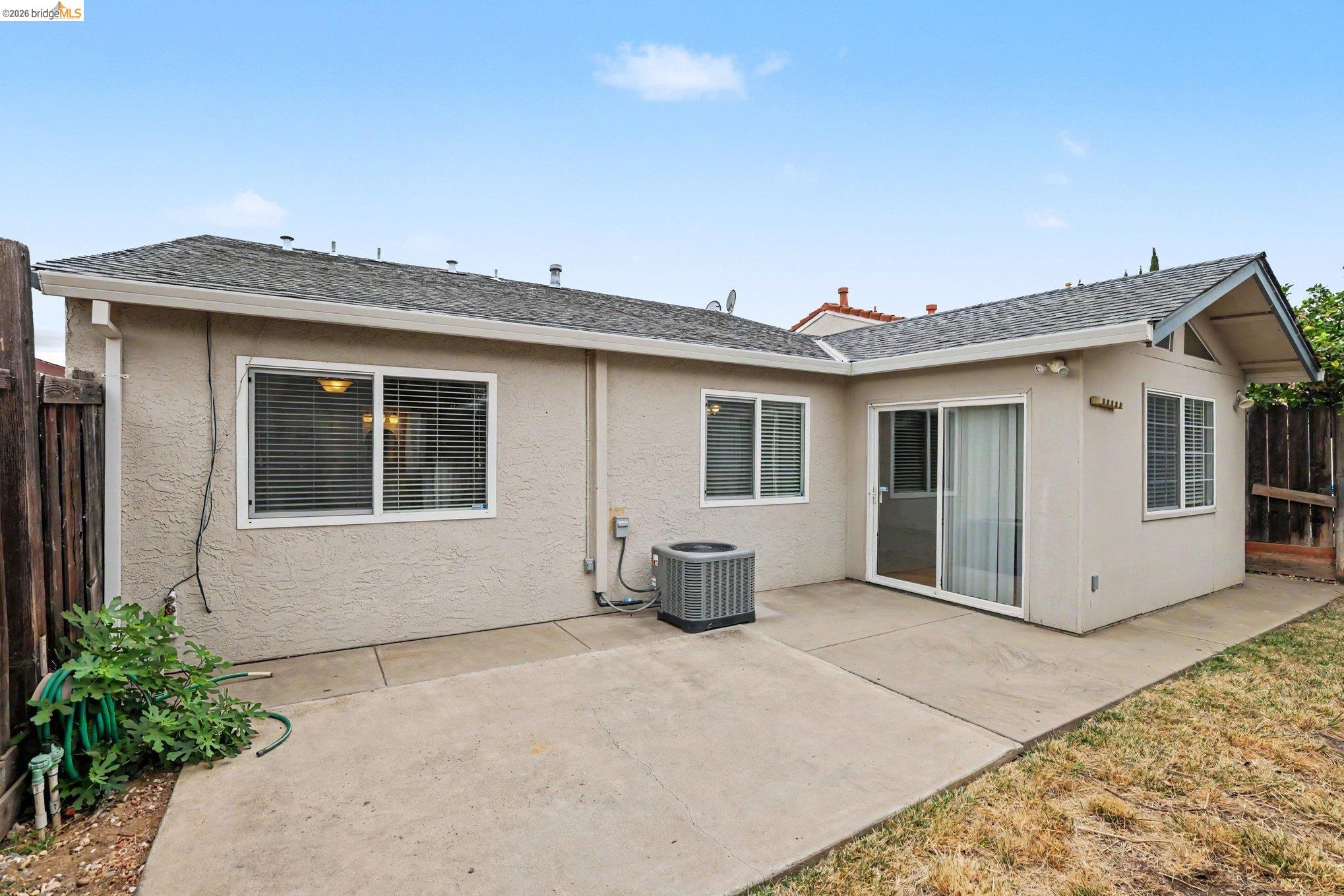 2416 Redwood Dr, Antioch CA 94509 — photo 23