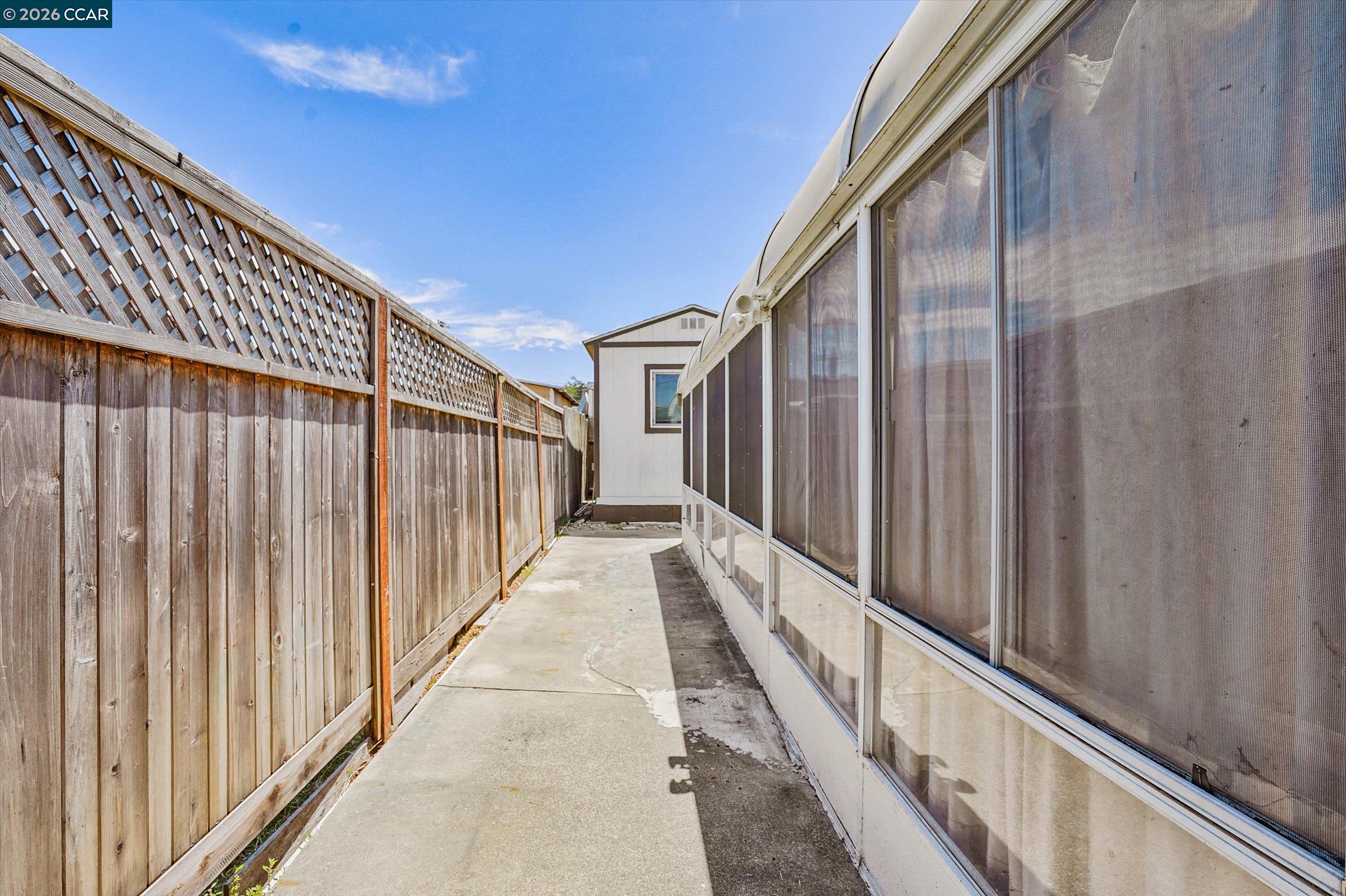 560 25Th St, Richmond CA 94804 — photo 34
