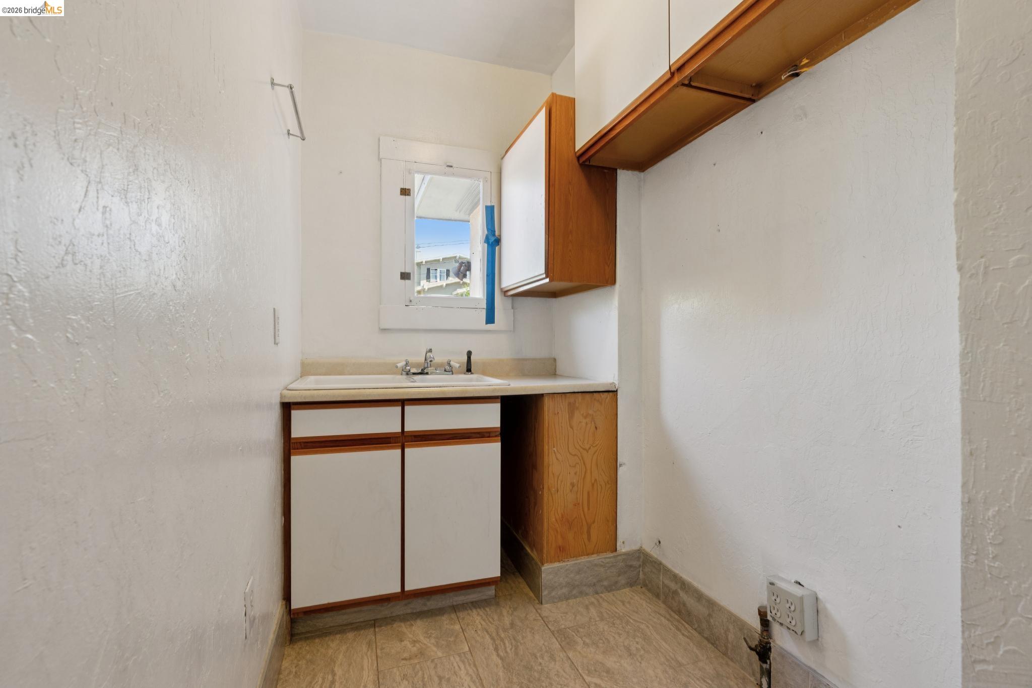 646 Walavista Ave, Oakland CA 94610 — photo 45