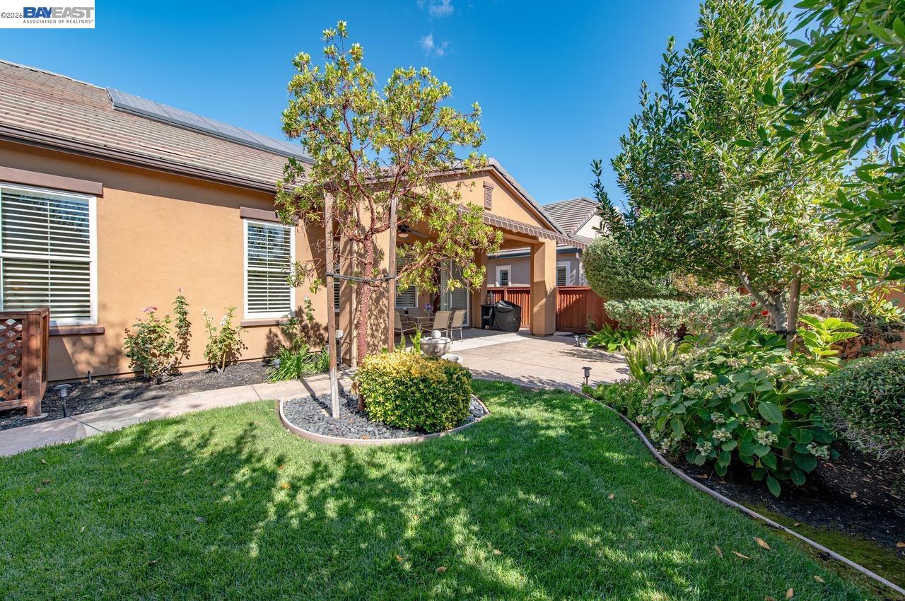 1033 Malbec Ln, Brentwood CA 94513 — photo 32