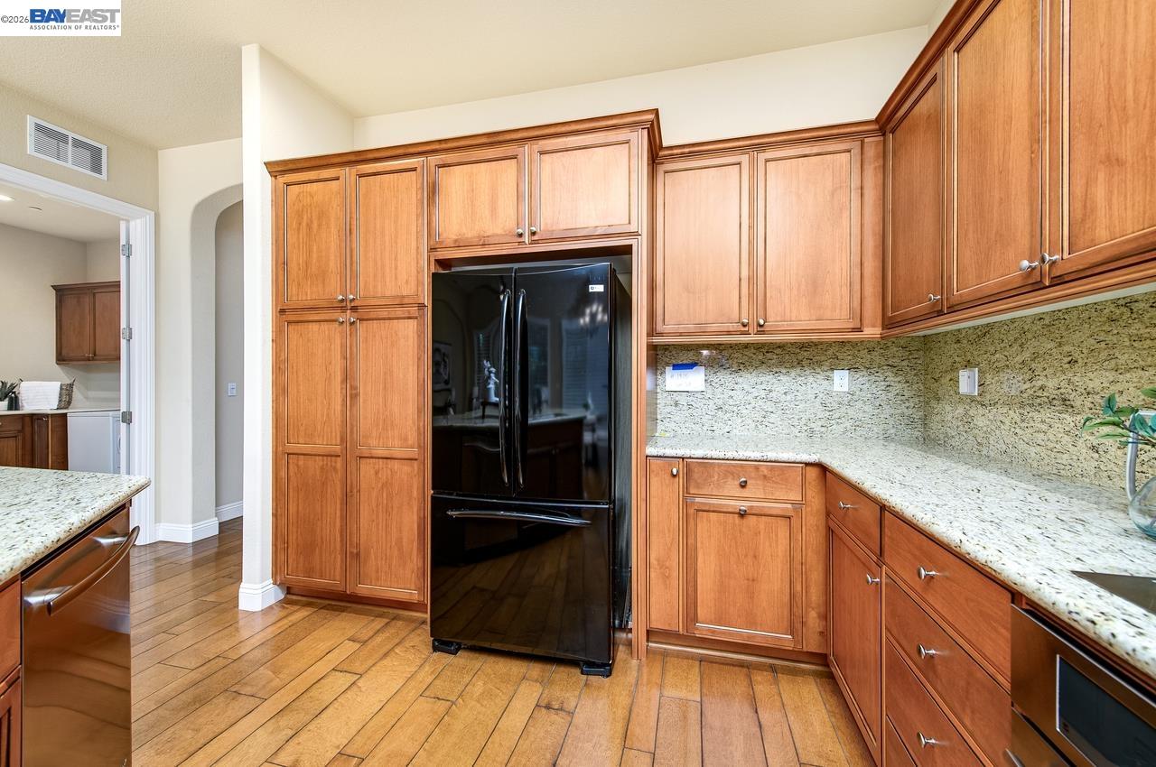 1033 Malbec Ln, Brentwood CA 94513 — photo 10