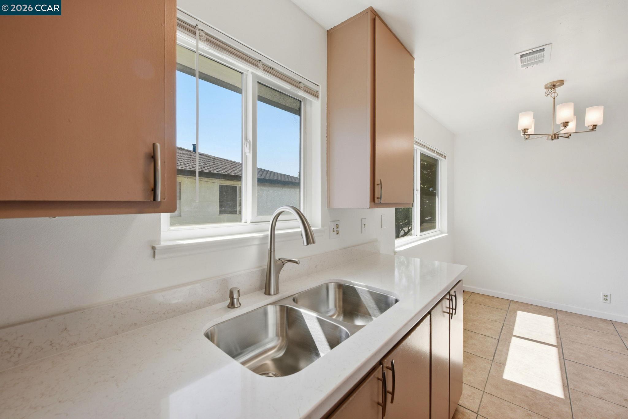 34732 Skylark Dr # 4, Union City CA 94587 — photo 11