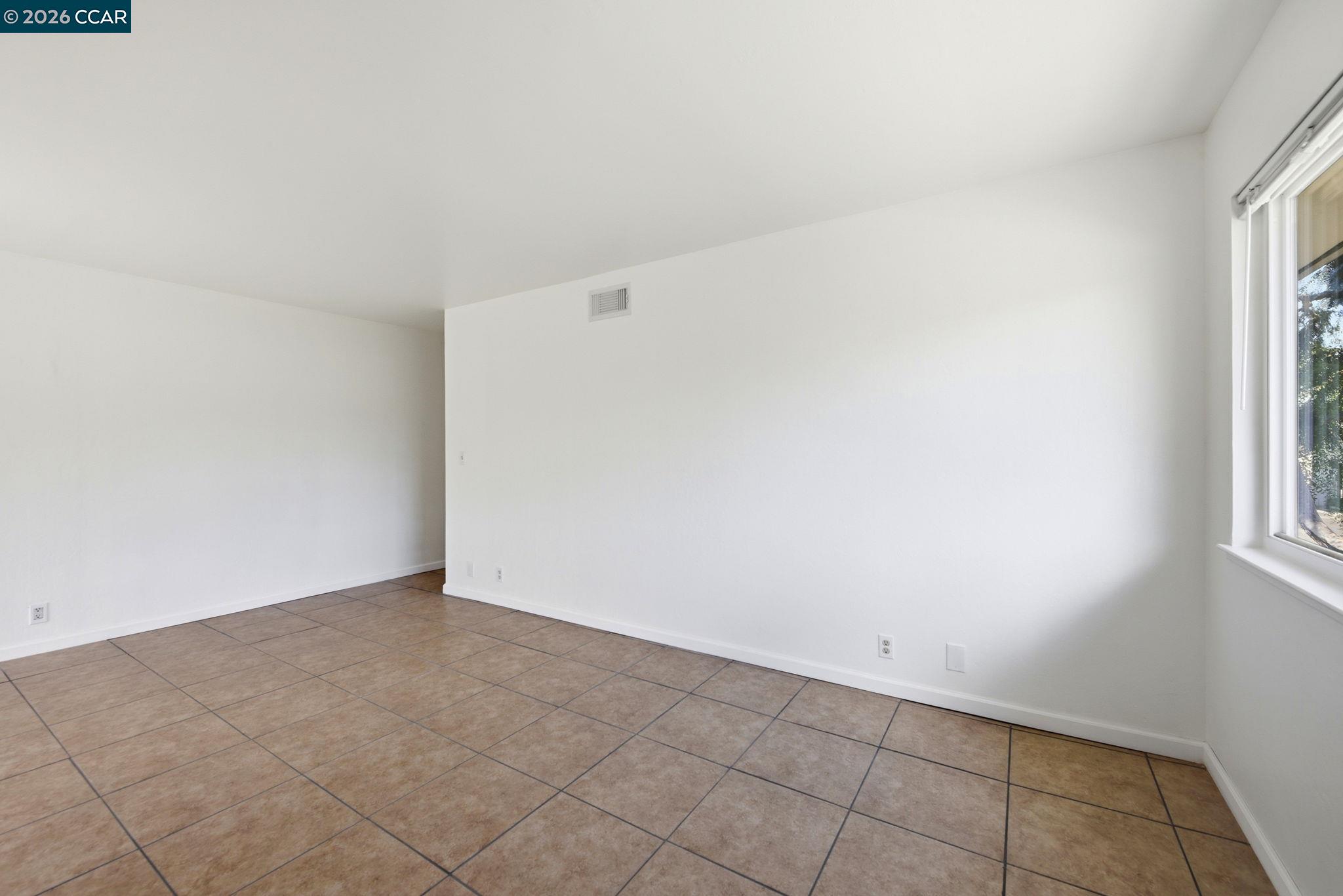 34732 Skylark Dr # 4, Union City CA 94587 — photo 6